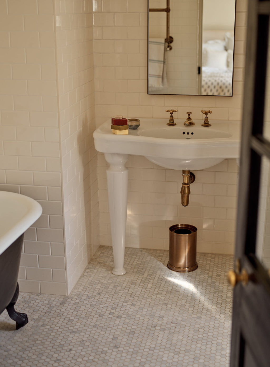 Bilton Bathroom Bin, Antique Brass