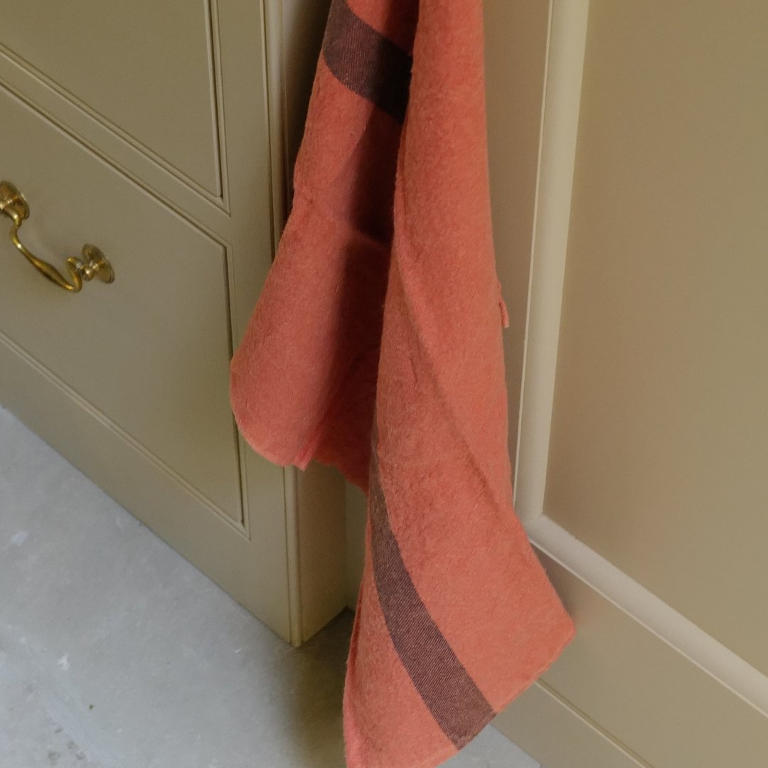 Charvet Editions "Doudou" Linen Tea Towel