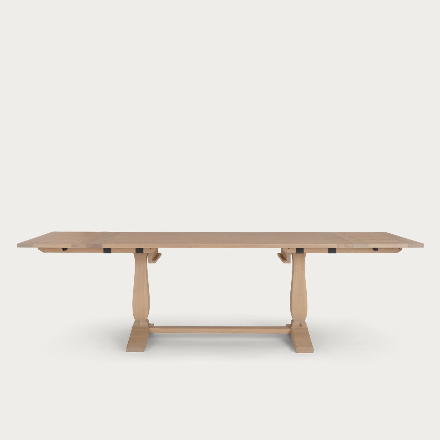Harrogate 6-10 Seater Extendable Oak Dining Table