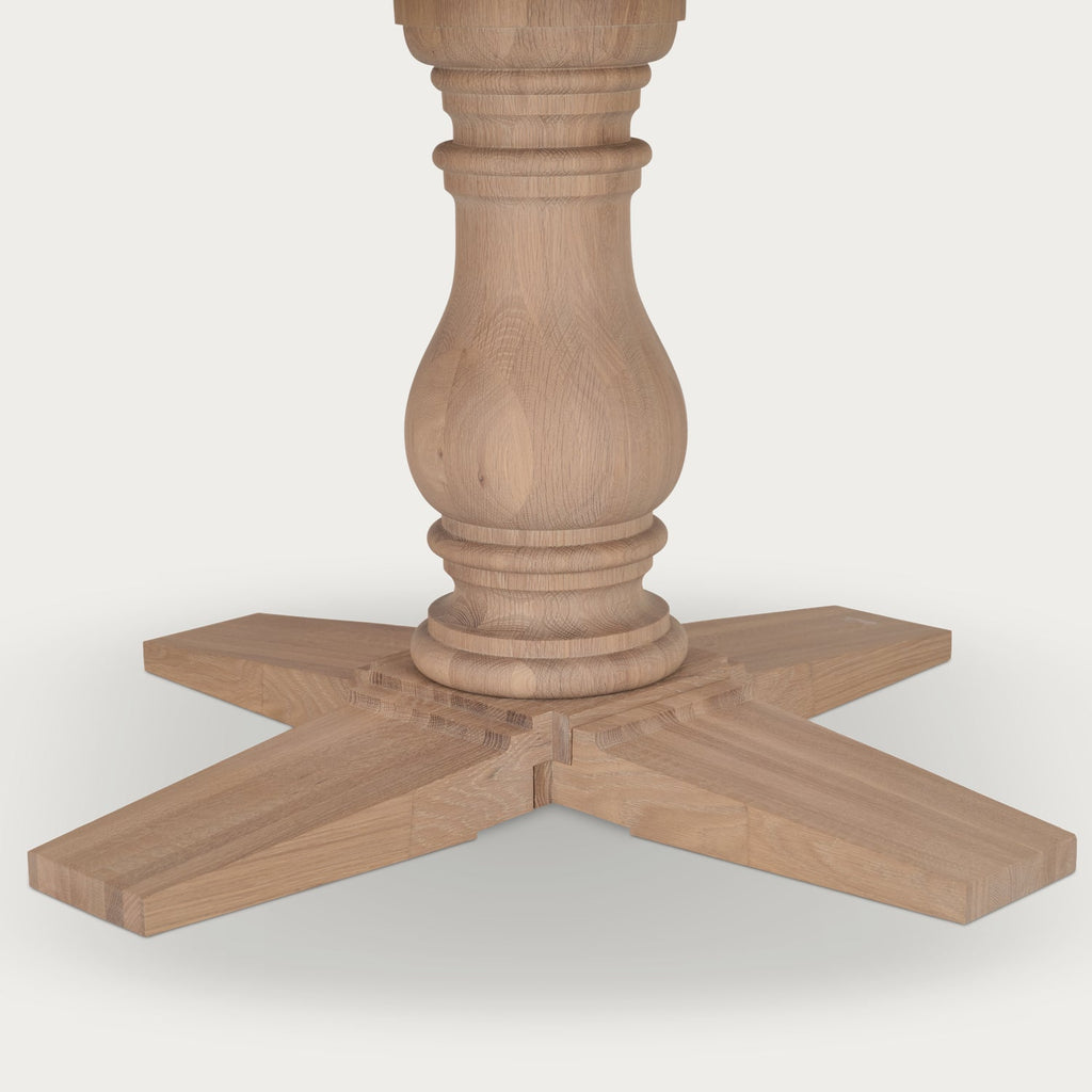 Balmoral 6 Seater Round Oak Dining Table