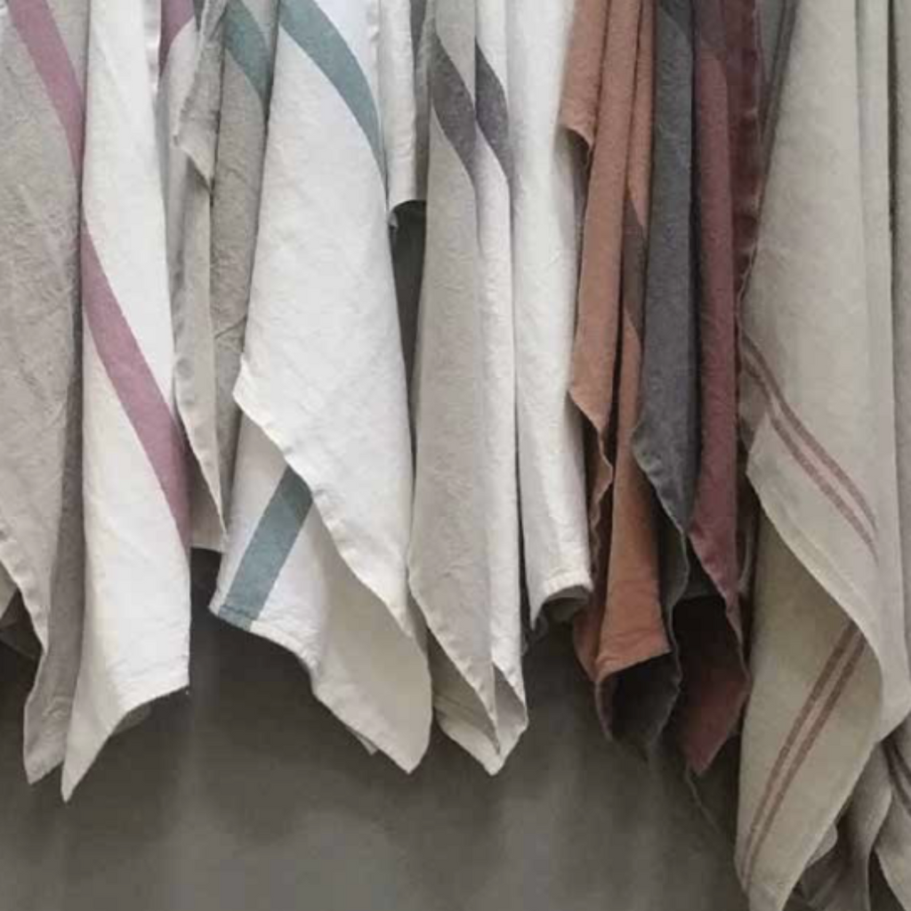 Charvet Editions "Doudou" Linen Tea Towel