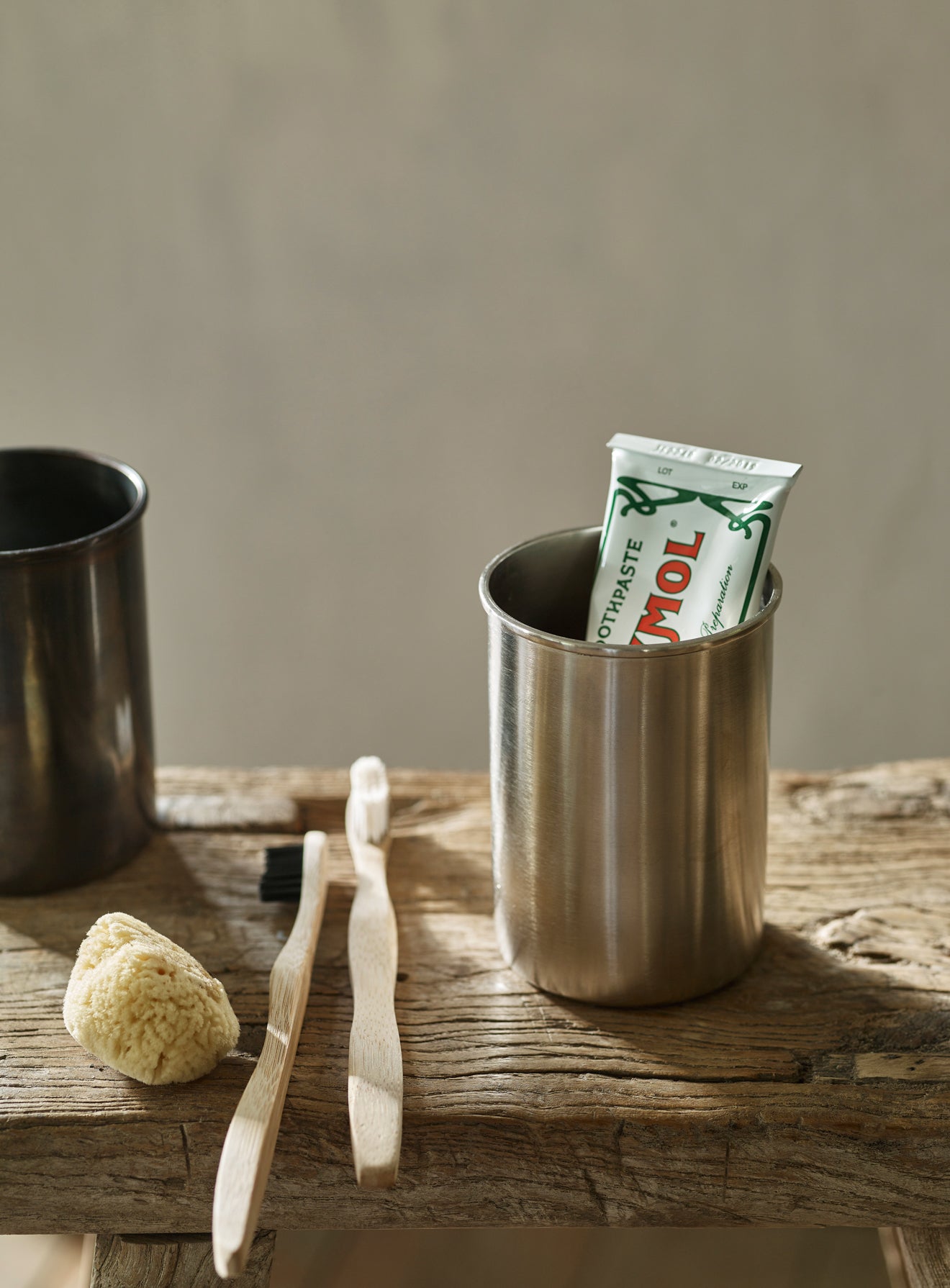 Bilton Toothbrush Holder, Matt Nickel