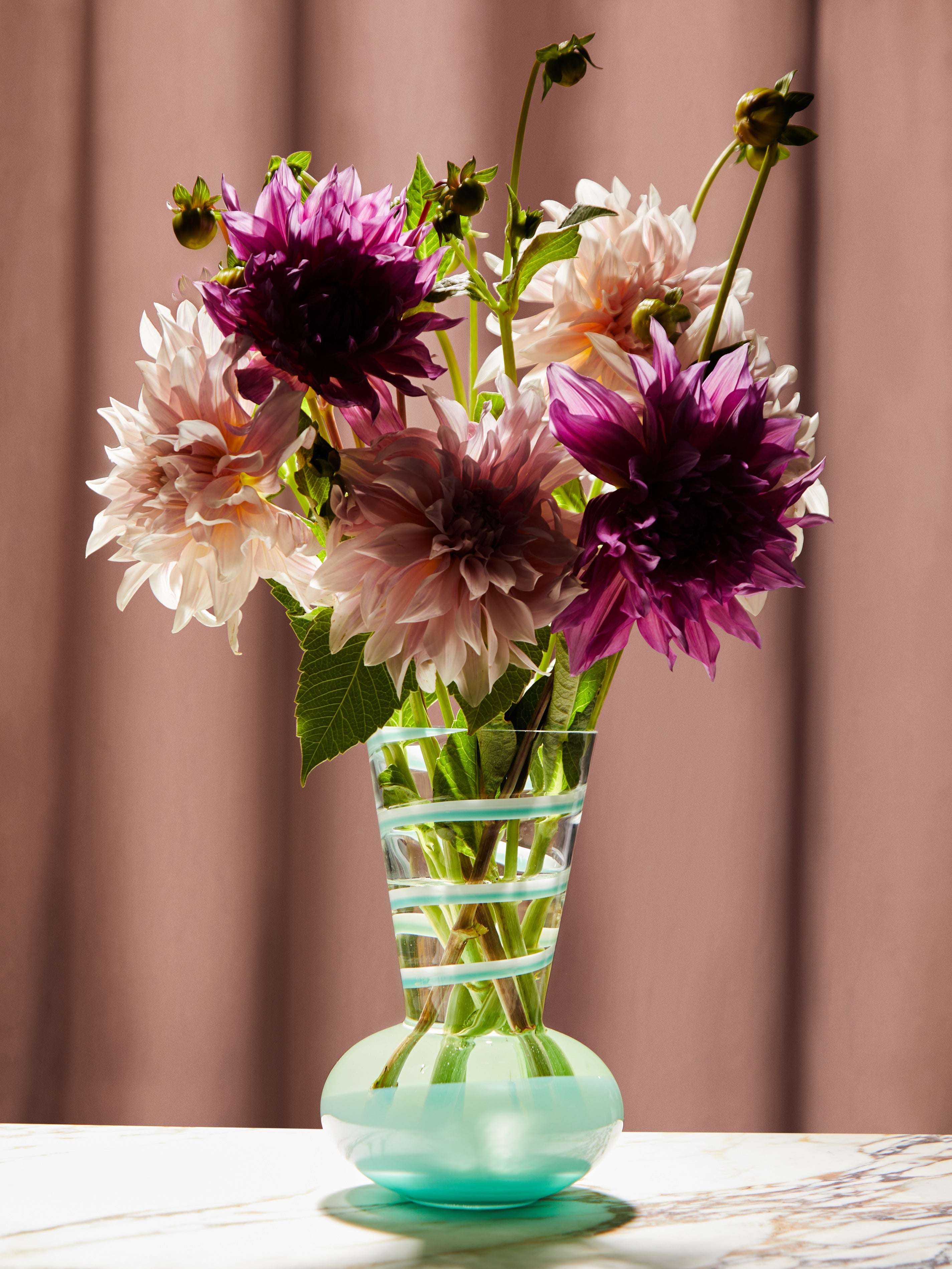 Sturm Hand-Blown Murano Glass Vase (9.5in/24cm)