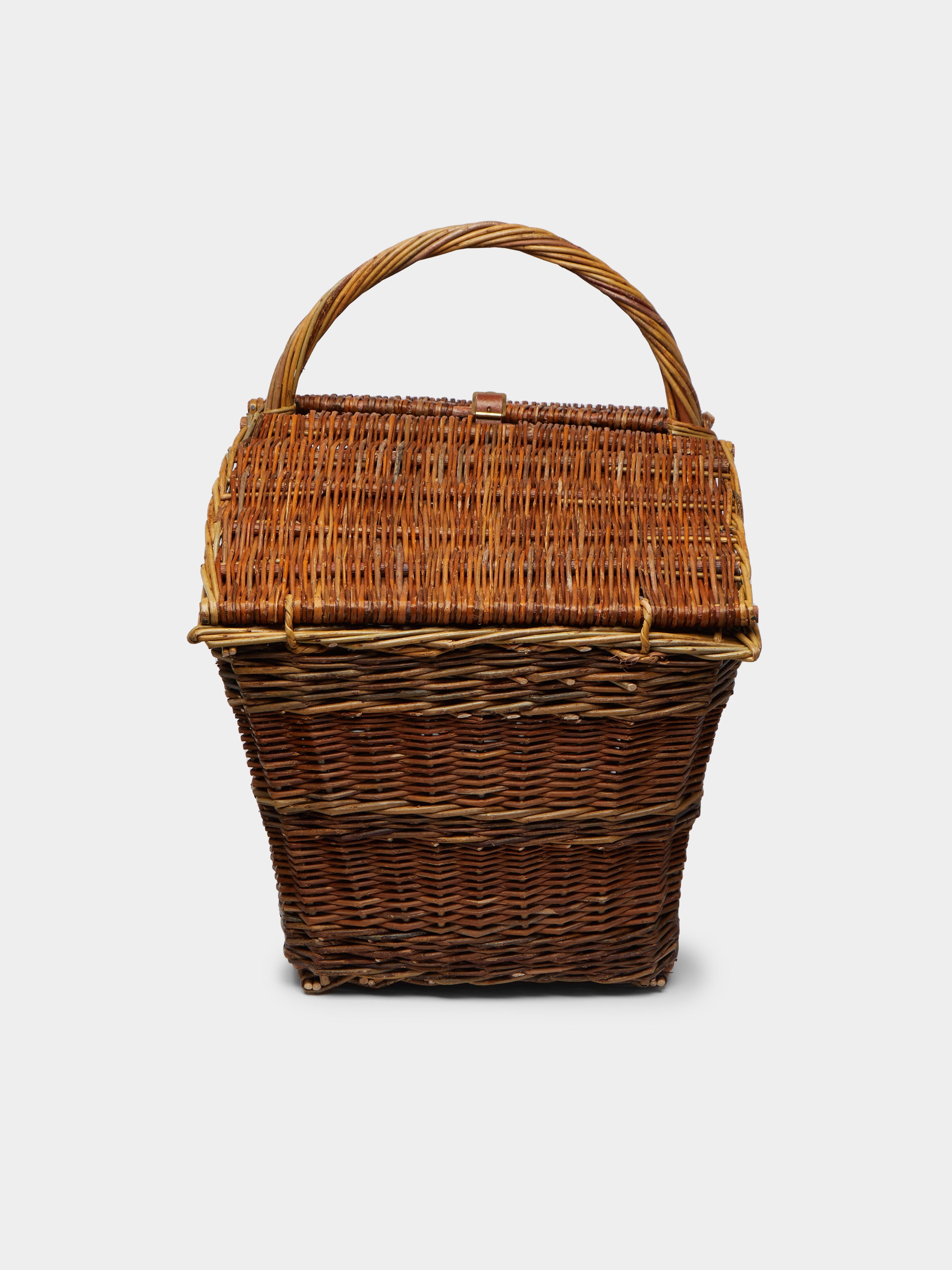 Handwoven Willow Shooter Picnic Basket
