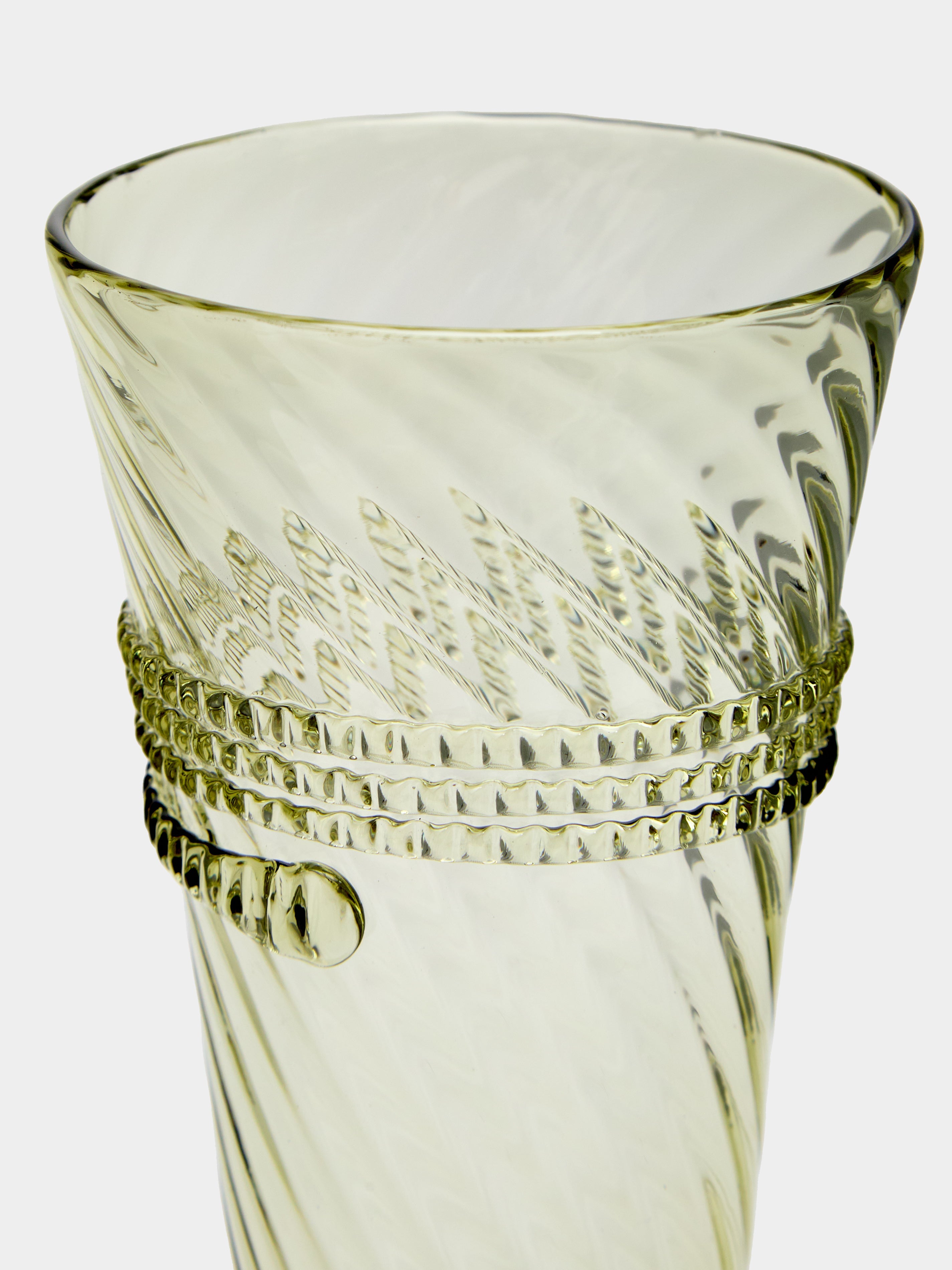 Hand-Blown Glass Bud Vase (6in/15.5cm)