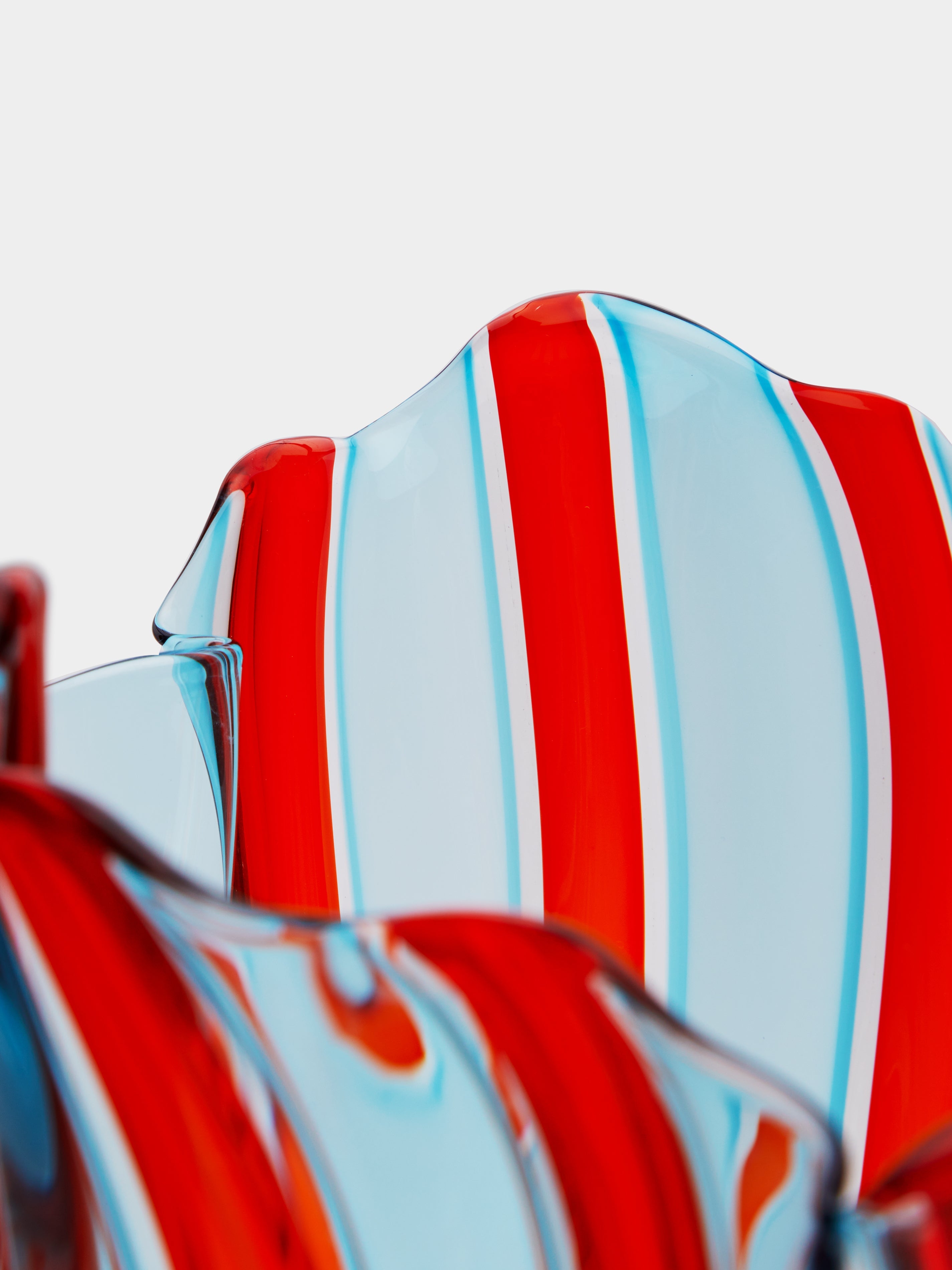 Fazzoletto Hand-Blown Murano Glass Vase (9.5in/24cm)