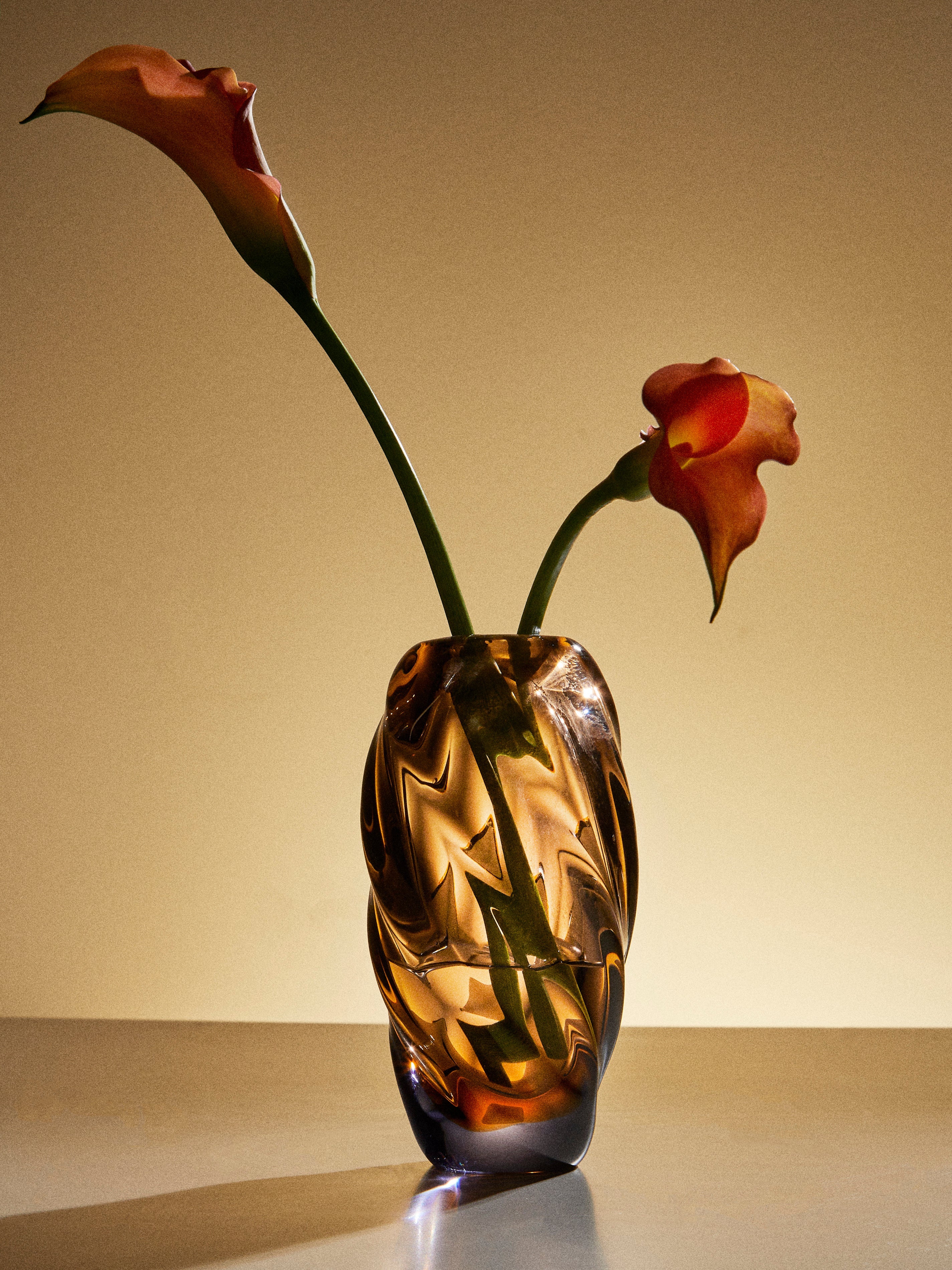 Mid-Century Glass Vase (7.5in/19cm)