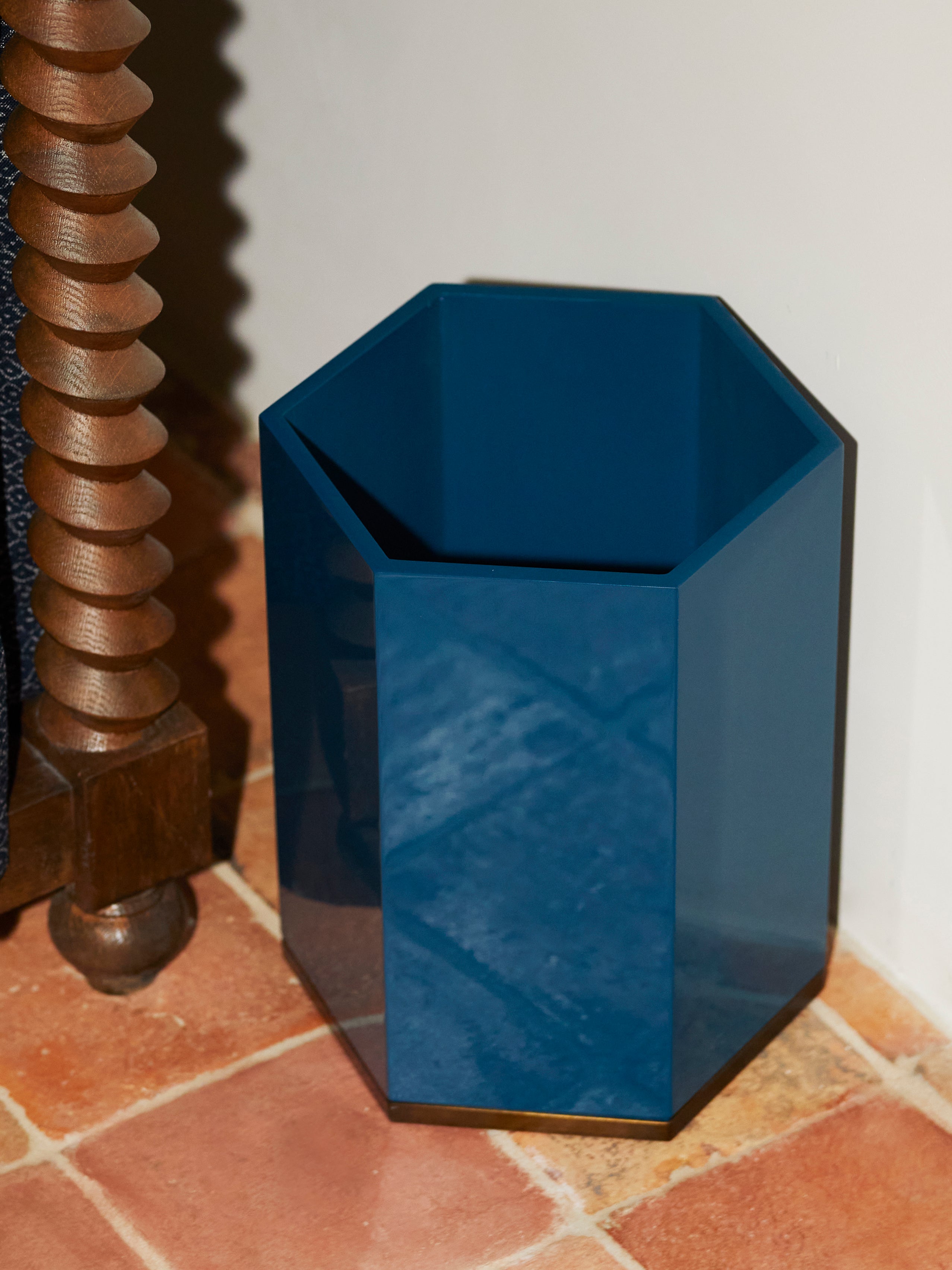 Lacquered Hexagonal Bin