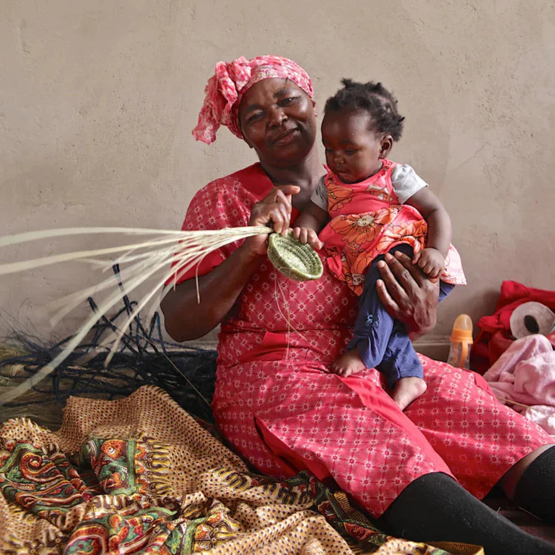 GONE RURAL Solitude Collection, Handwoven Grass Decorative Tray