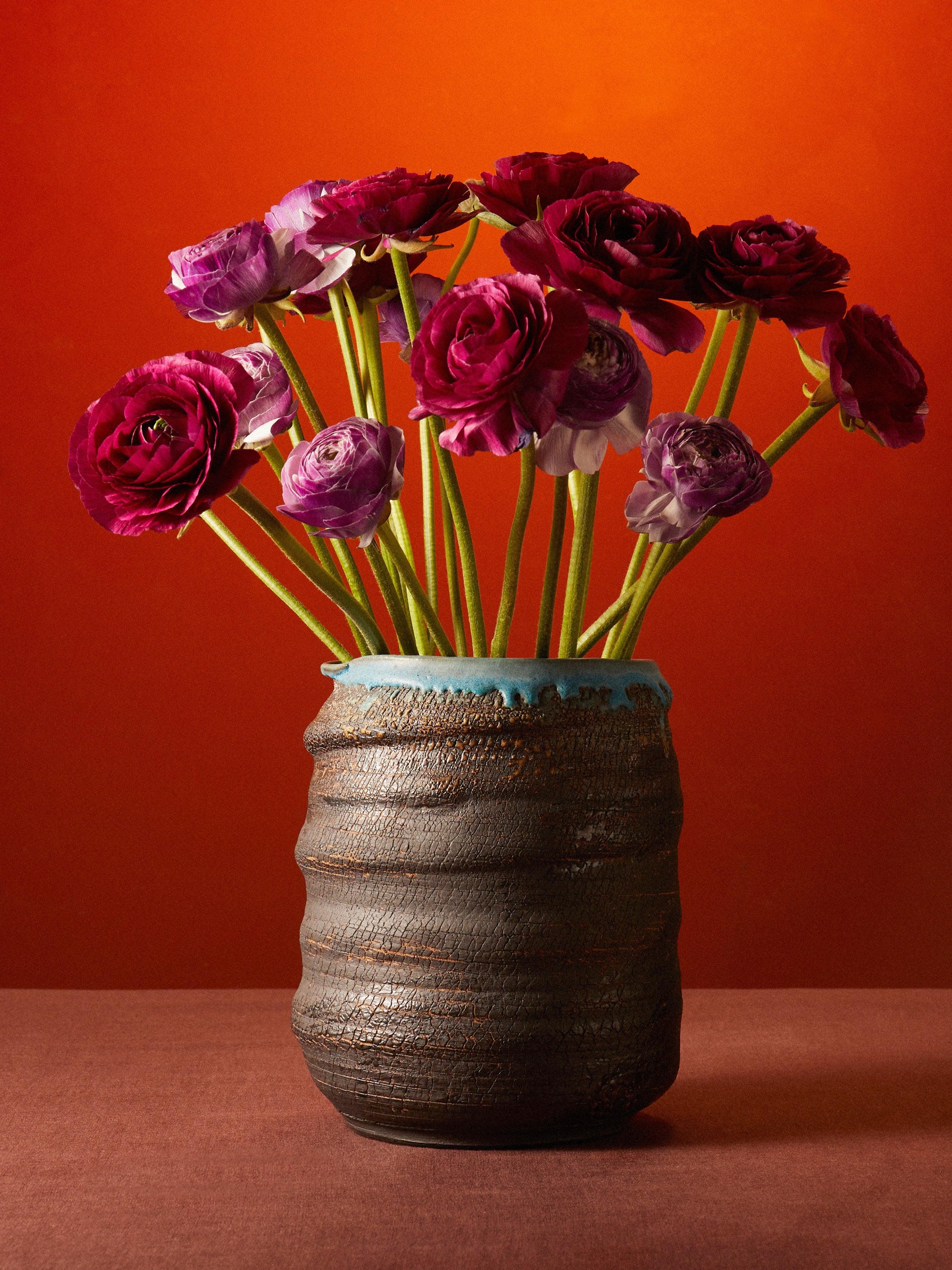 Hand-Thrown Stoneware Vase (8.5in/21.5cm)