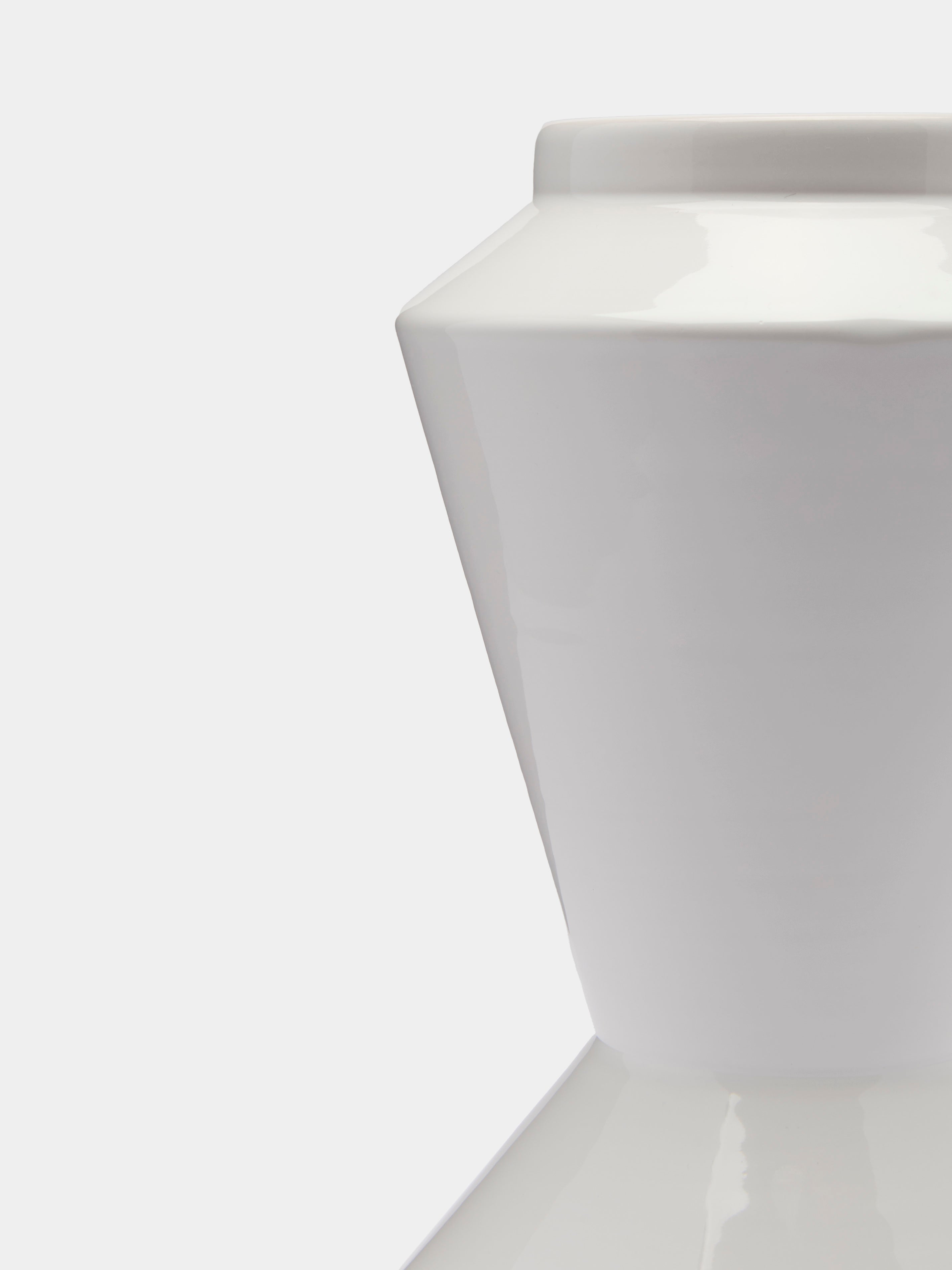 Ceramic Vase (10.5in/27cm)