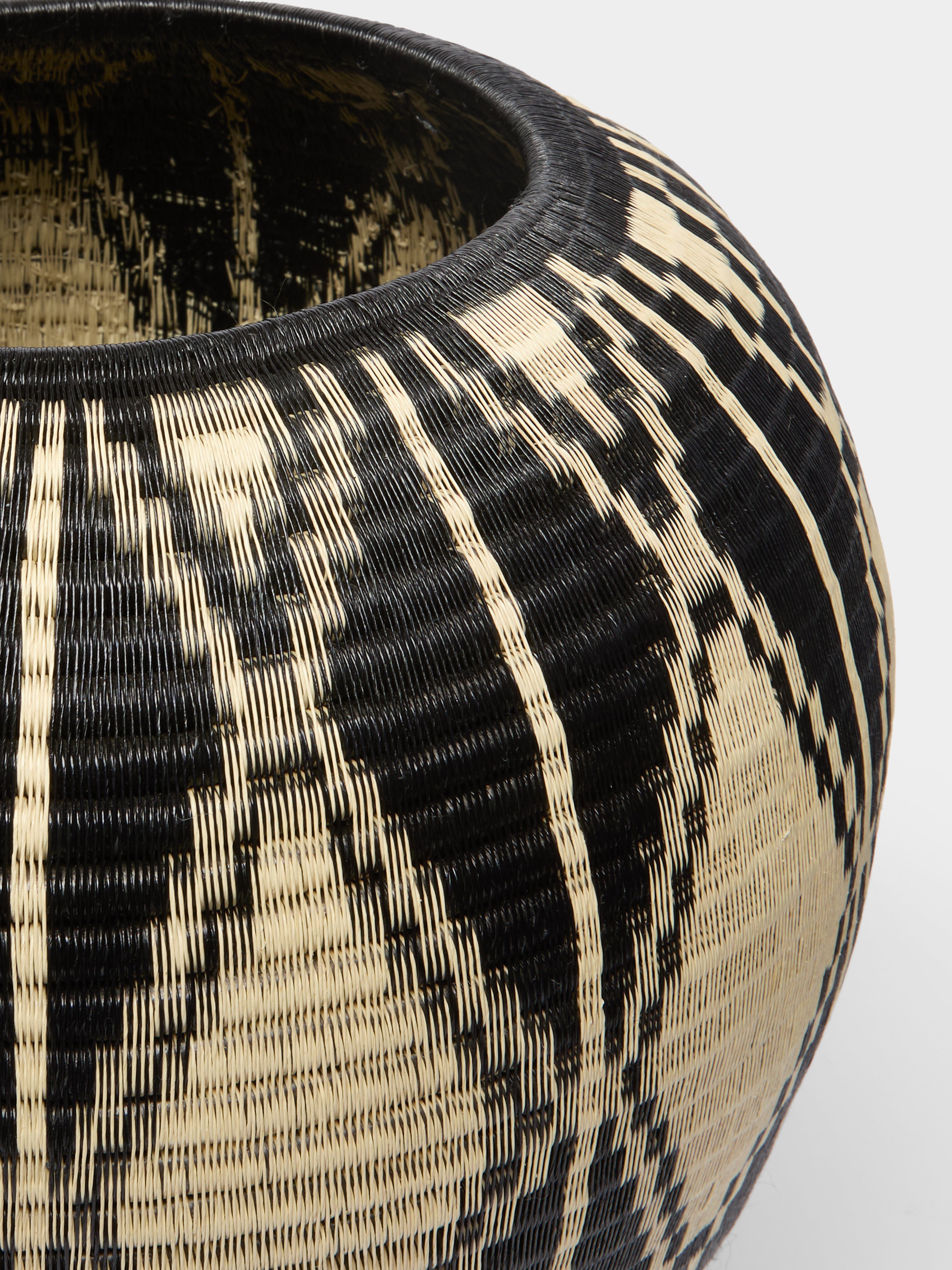 Diamond Handwoven Werregue Palm Large Basket