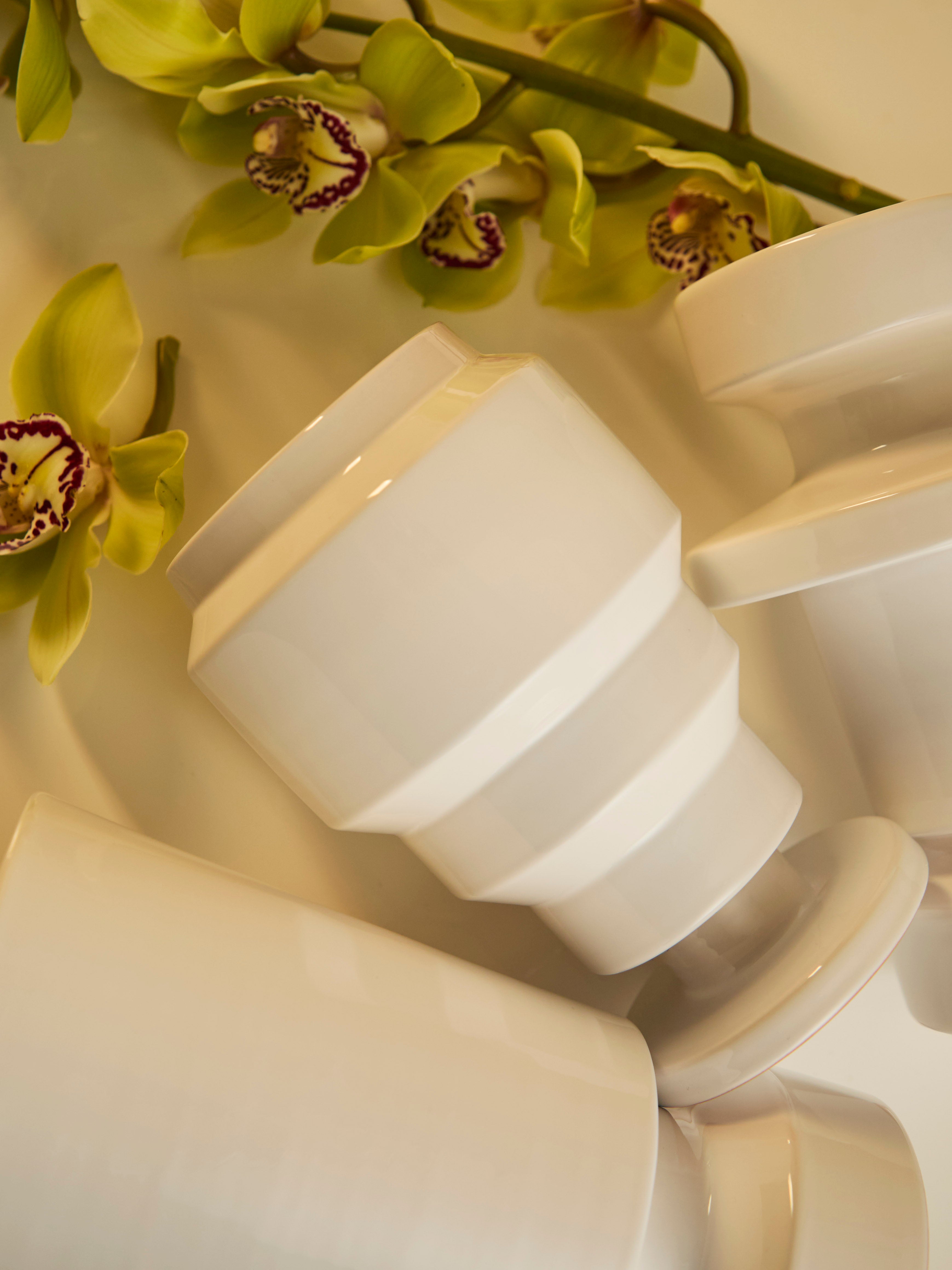 Ceramic Vase (8in/20cm)