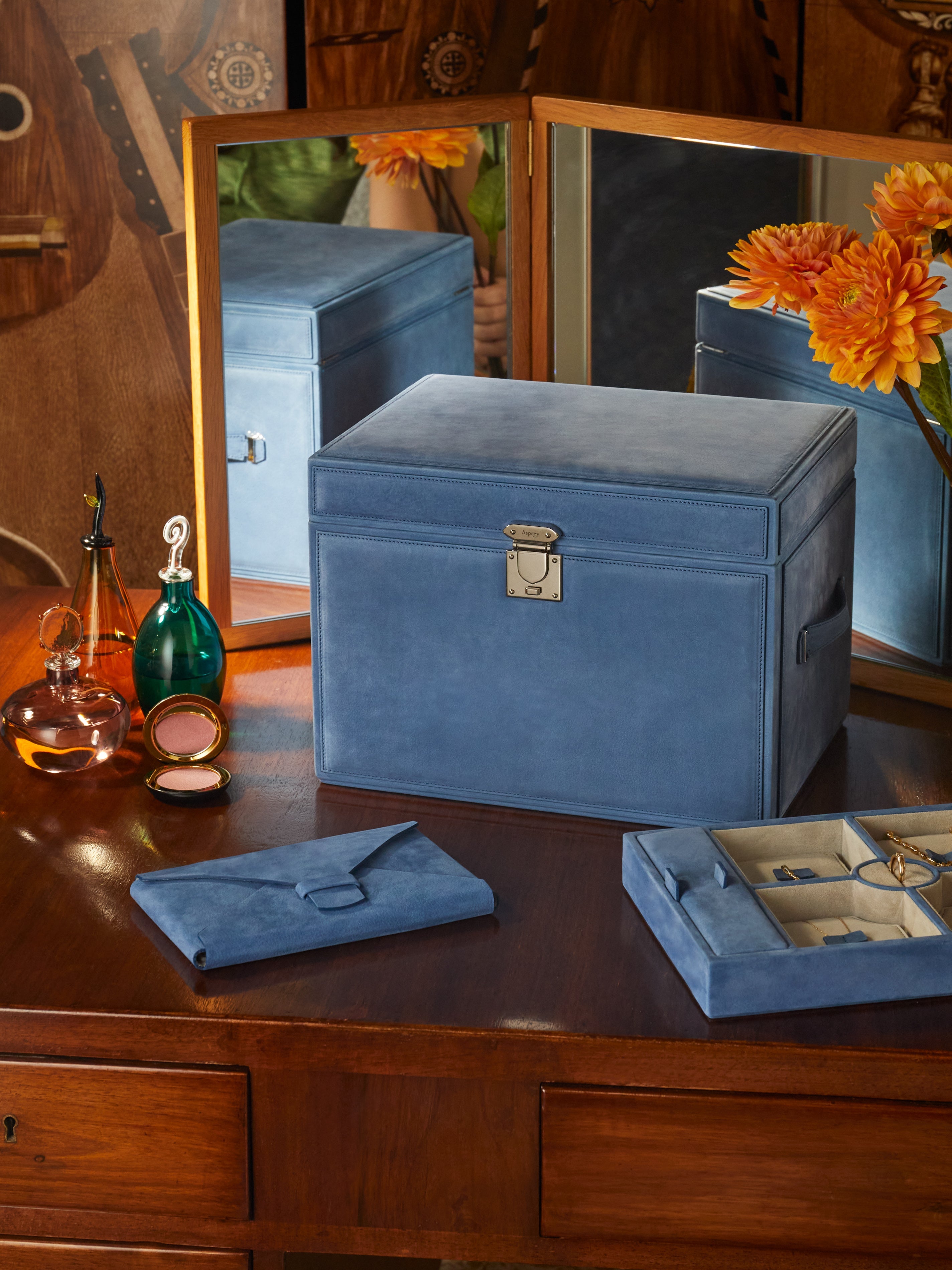 Leather Large Jewelry Box