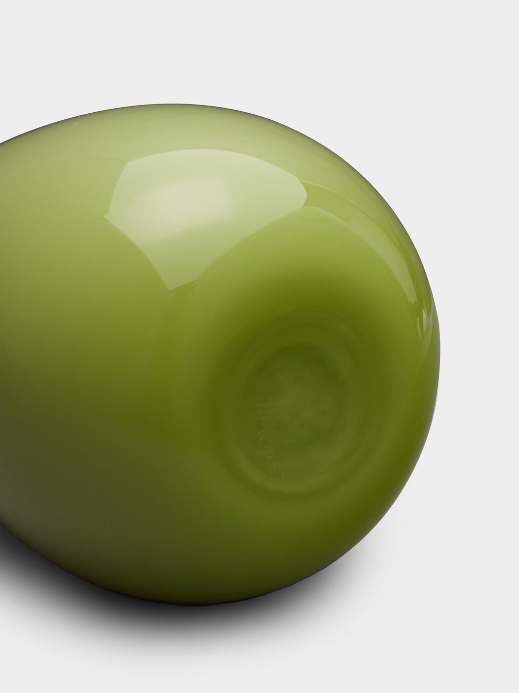 Antares Hand-Blown Murano Glass Bud Vase (5.5in/14cm)