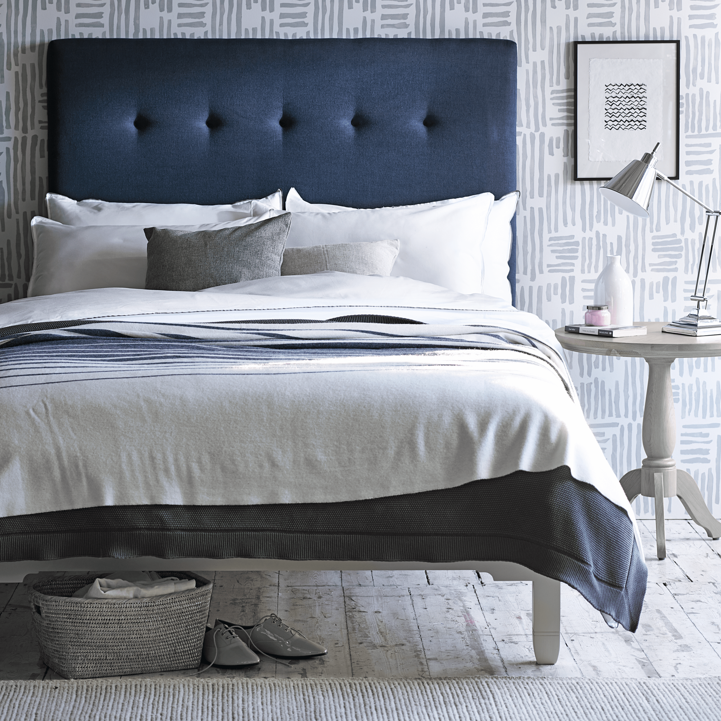 Chichester King Size Bed Base, Painted