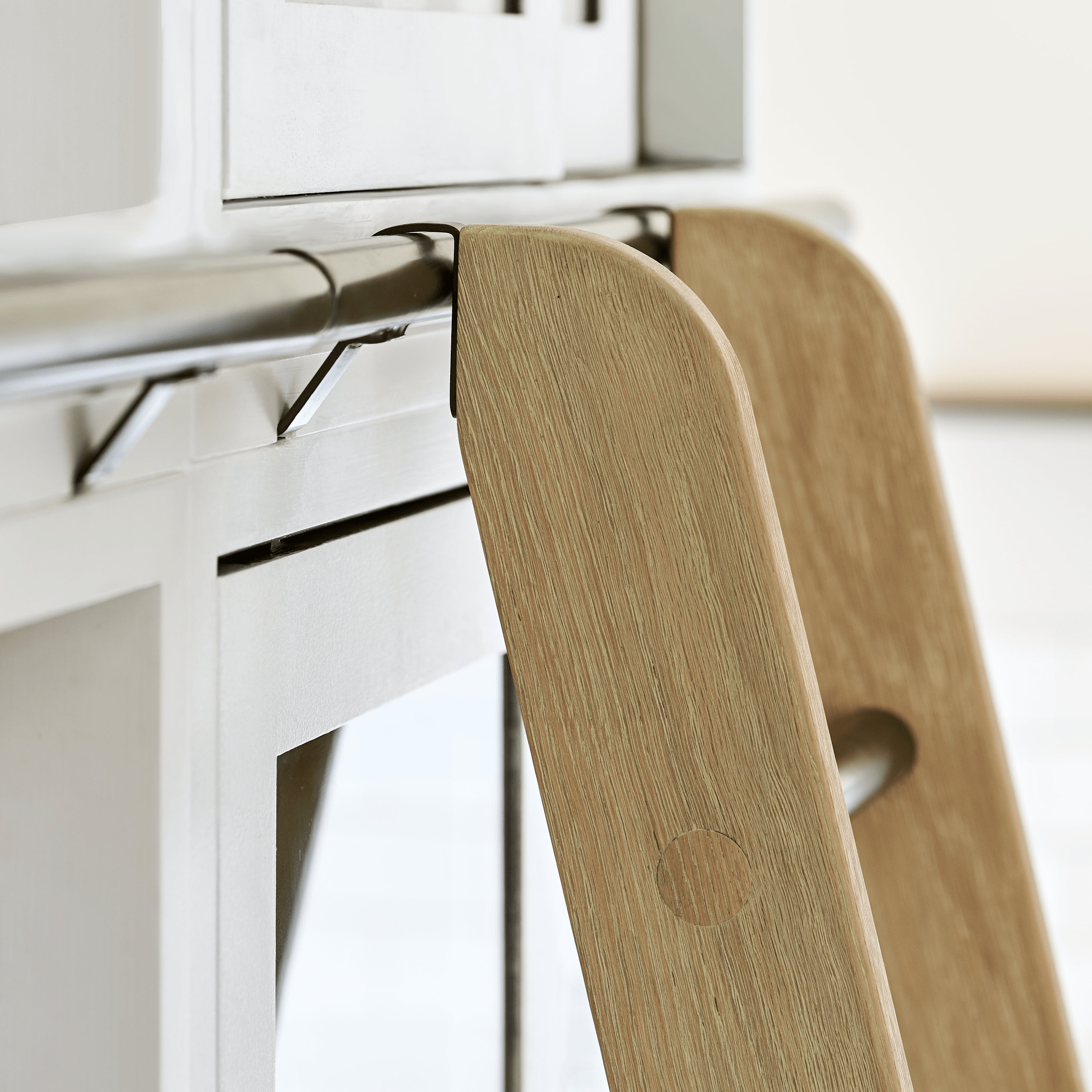 Chawton Tall Triple Dresser with Ladder