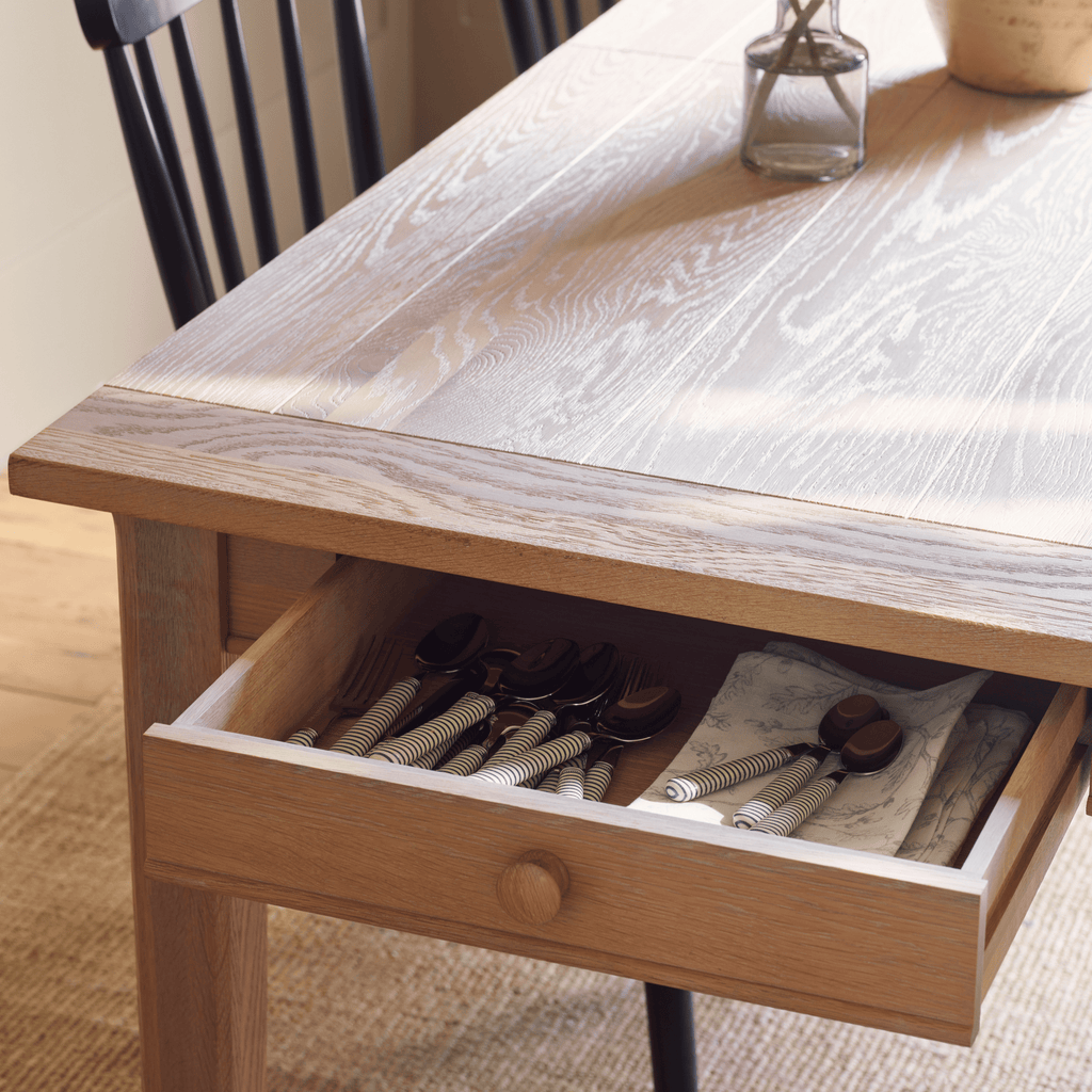 Moreton 6-10 Seater Extendable Oak Dining Table