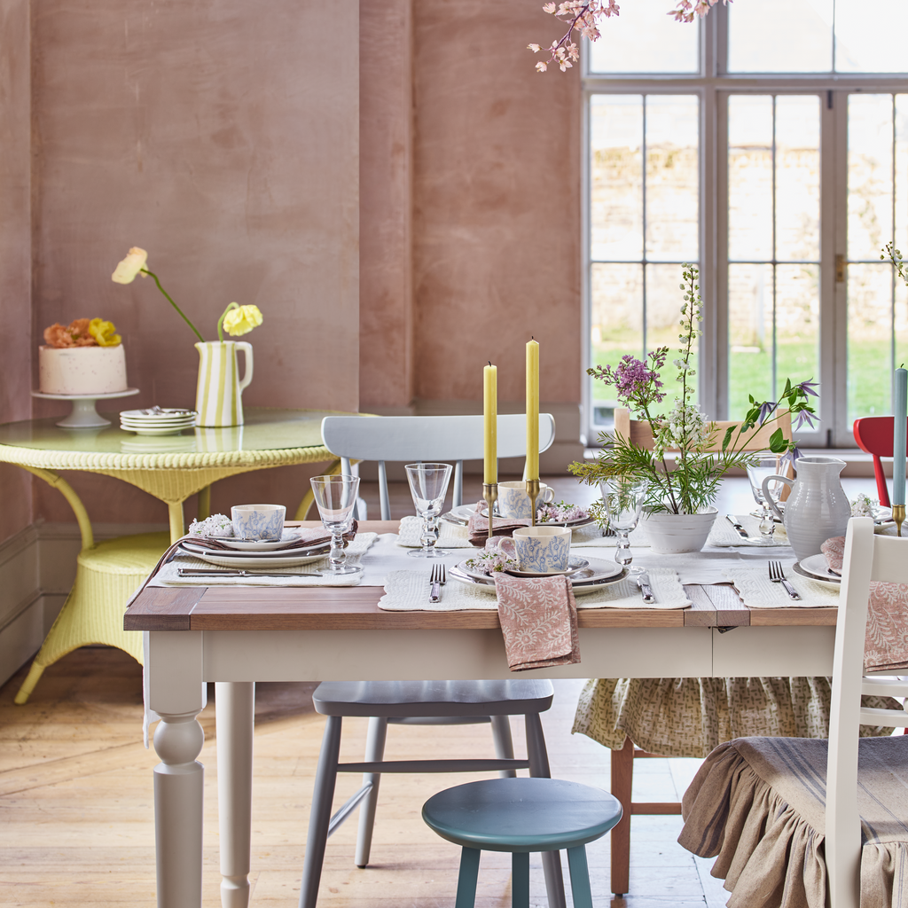 Suffolk 4-8 Seater Extendable Oak Dining Table