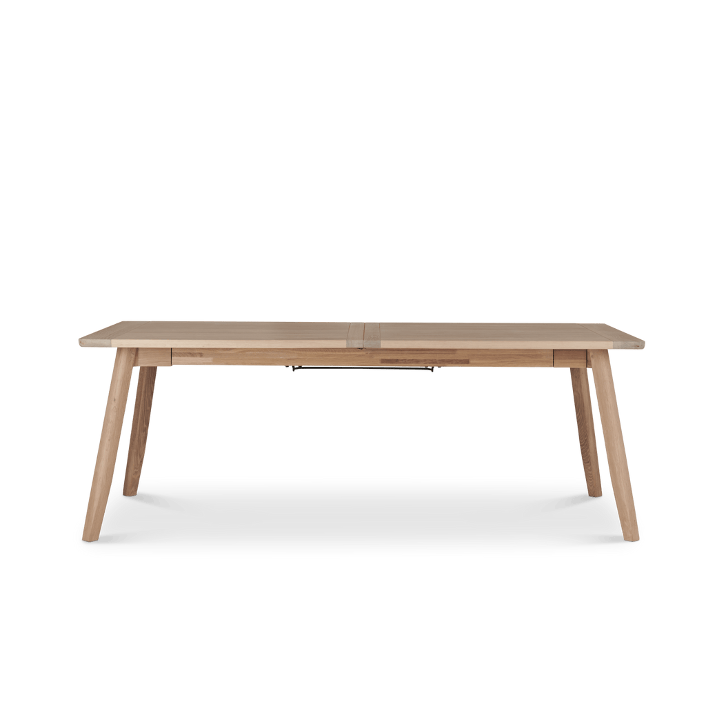 Wycombe 6-10 Seater Extendable Oak Dining Table