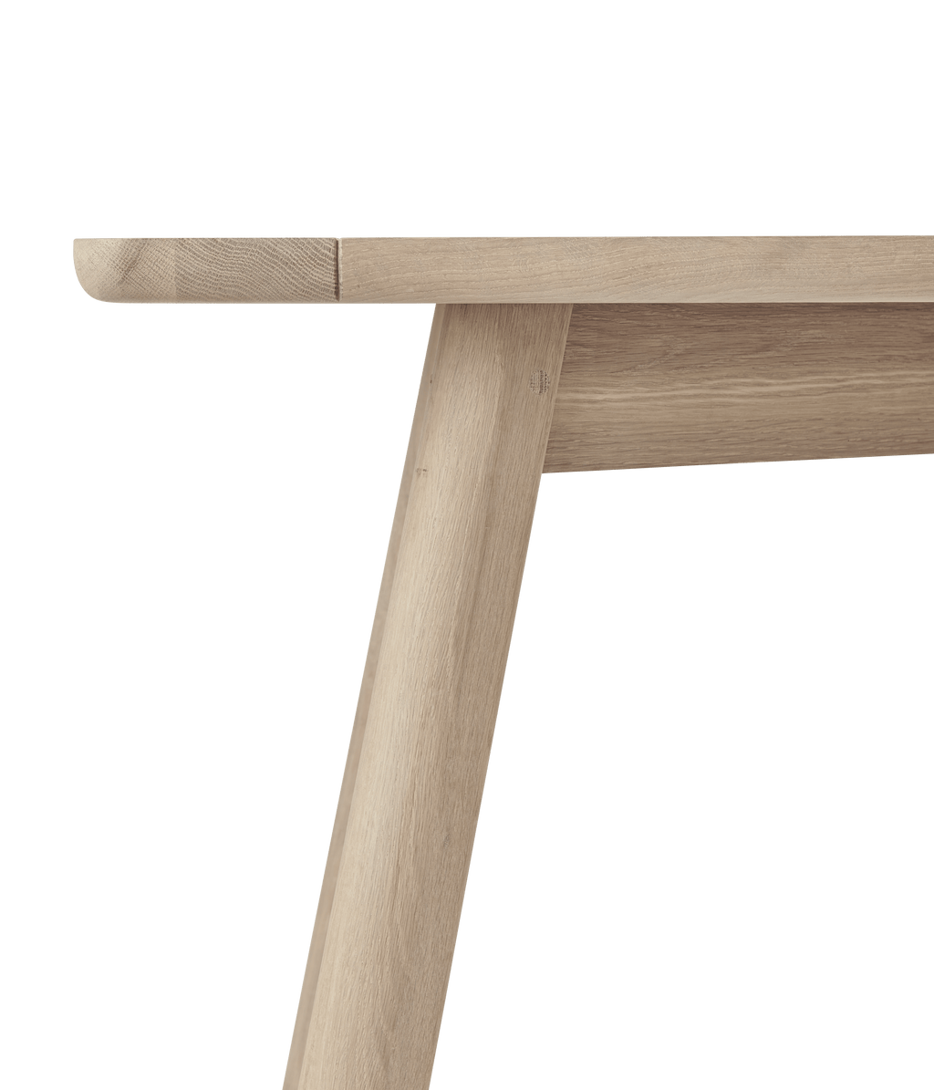 Wycombe 6 Seater Oak Dining Table