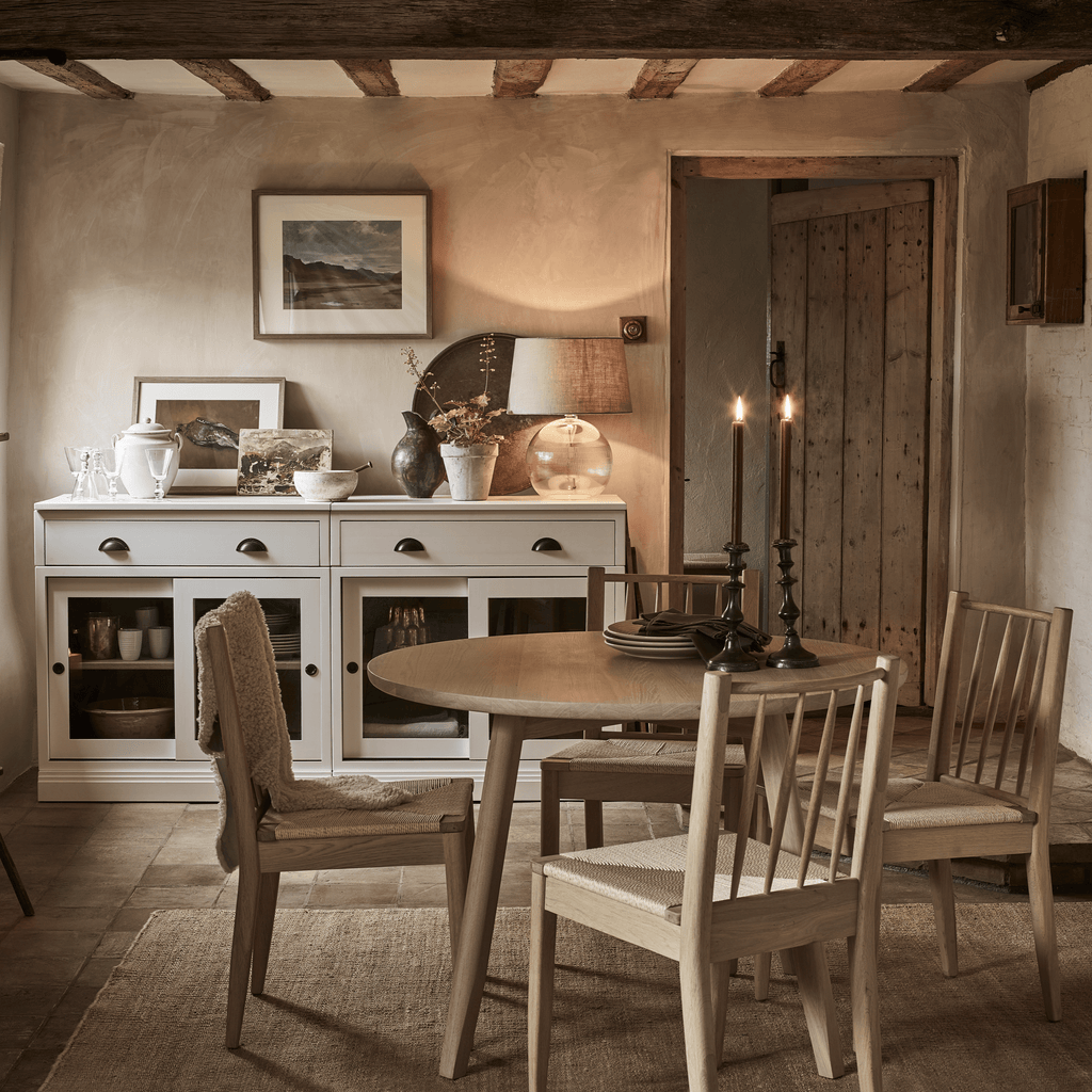 Wycombe 4 Seater Round Oak Dining Table