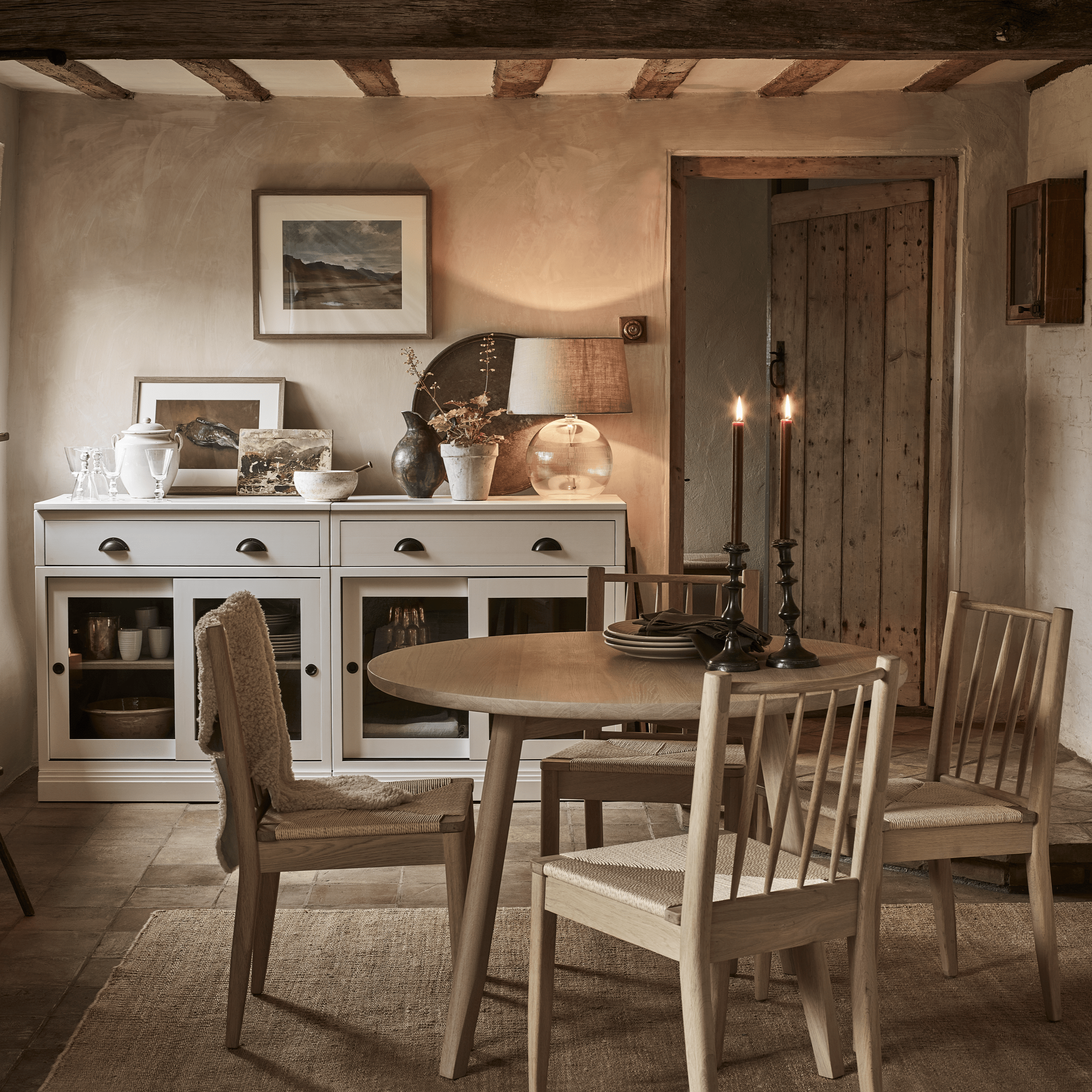 Wycombe 4 Seater Round Oak Dining Table