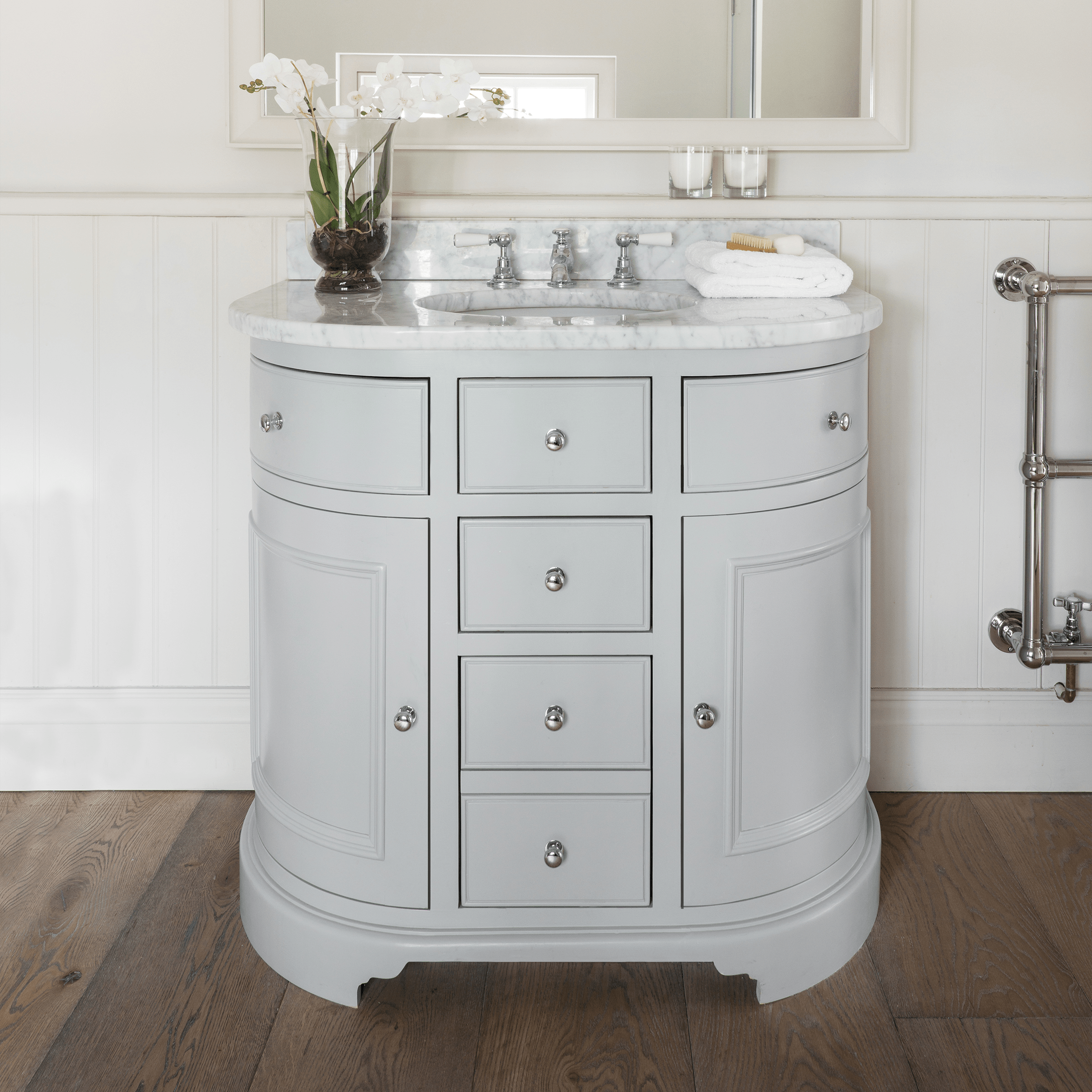 Chichester Undermount Curved Washstand