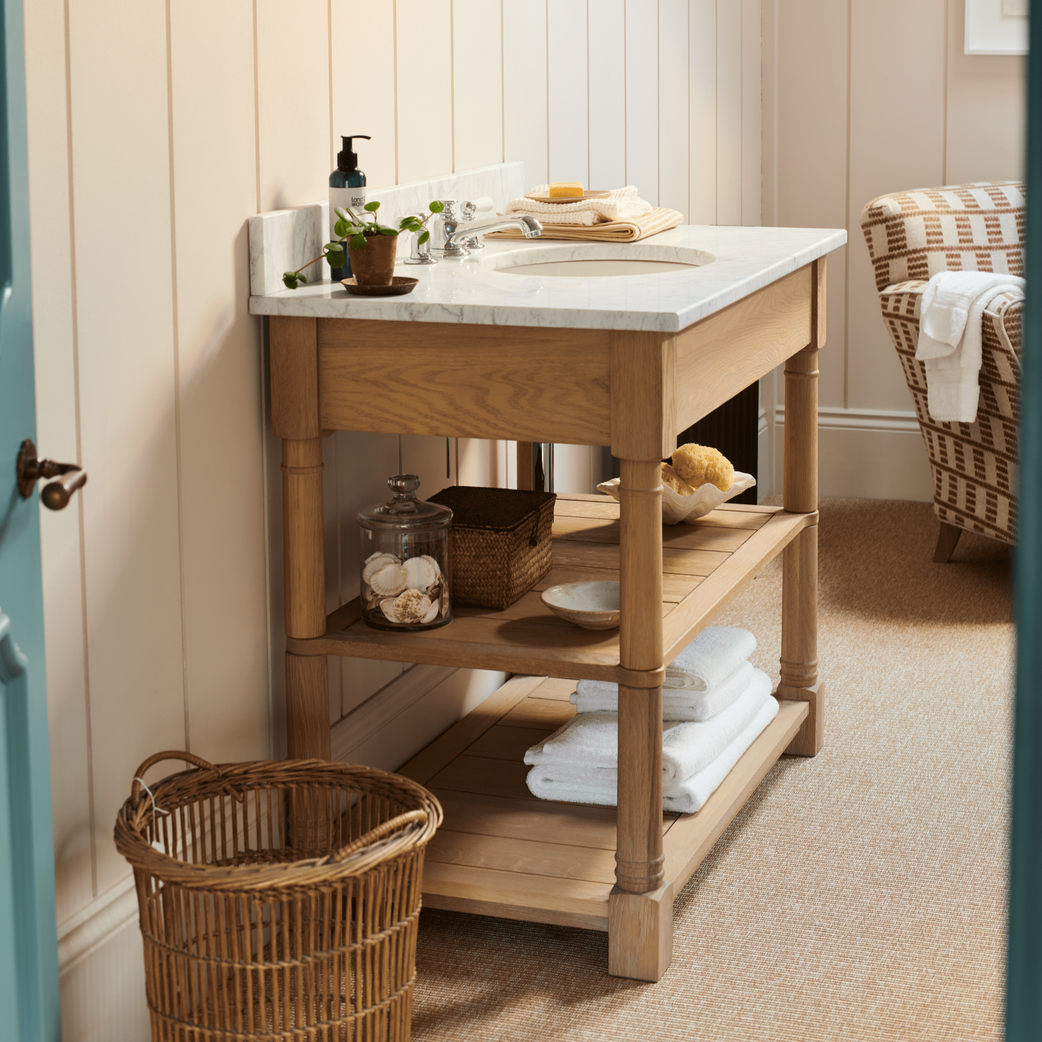 Edinburgh Undermount Open Washstand