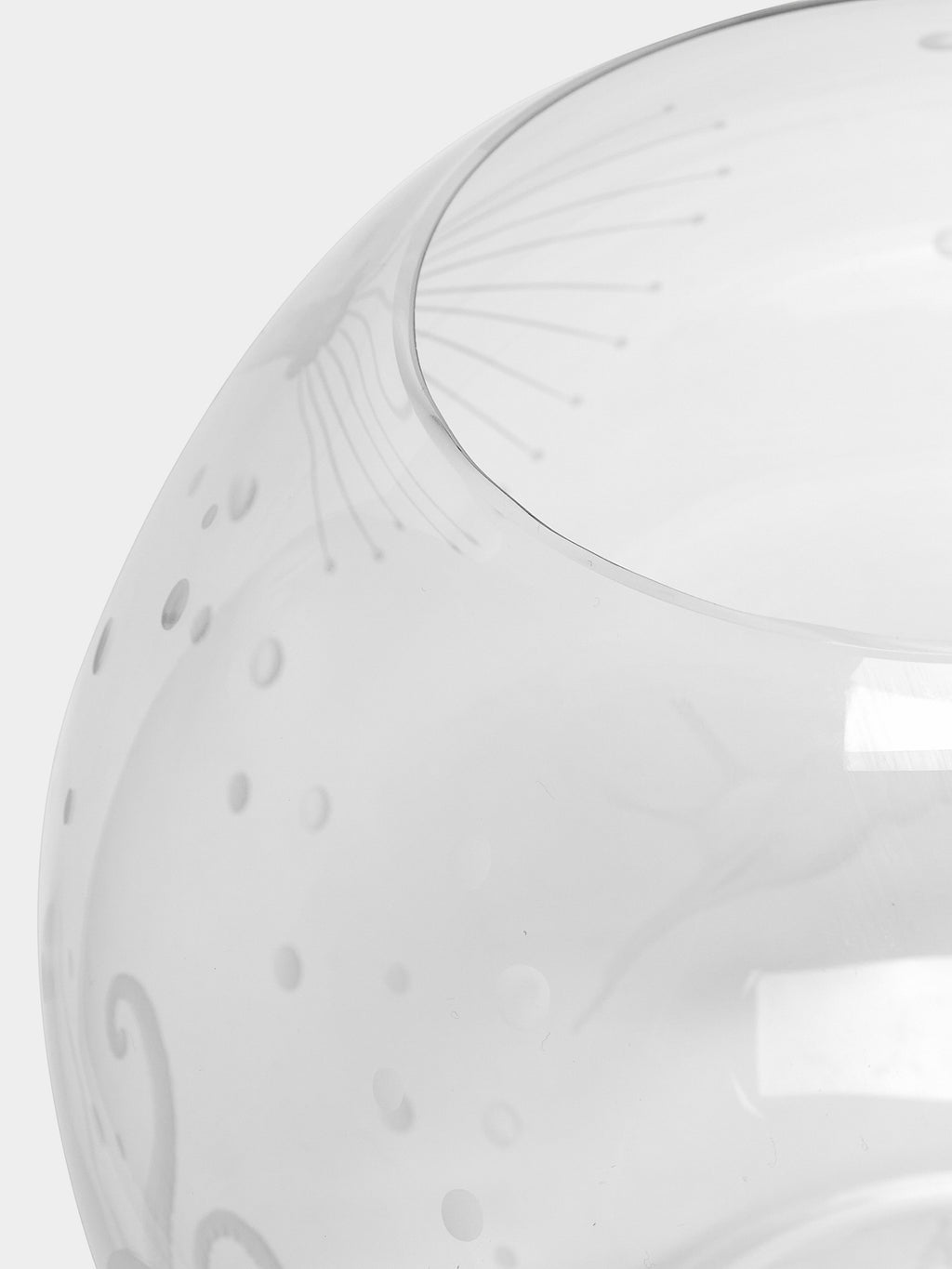 Frutti di Mare Hand-Engraved Crystal Vase (8in/21cm)