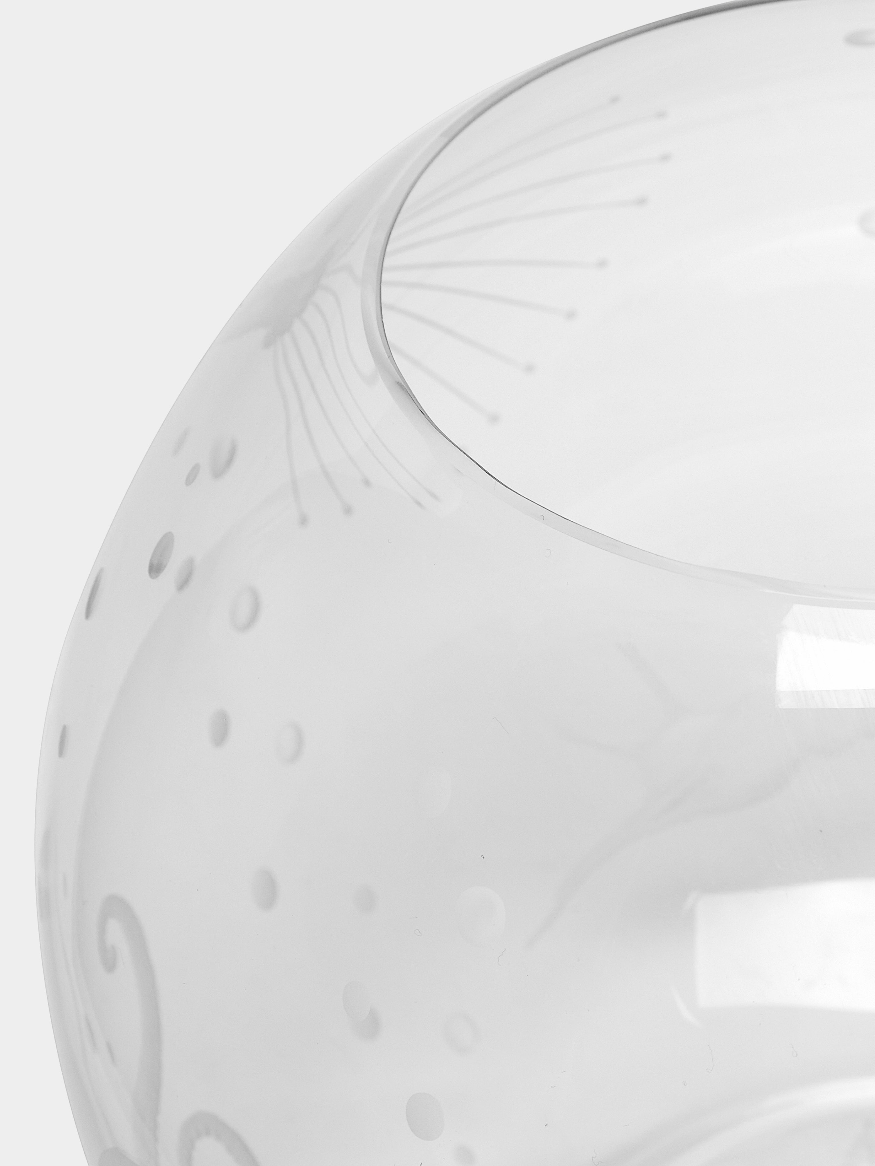 Frutti di Mare Hand-Engraved Crystal Vase (8in/21cm)