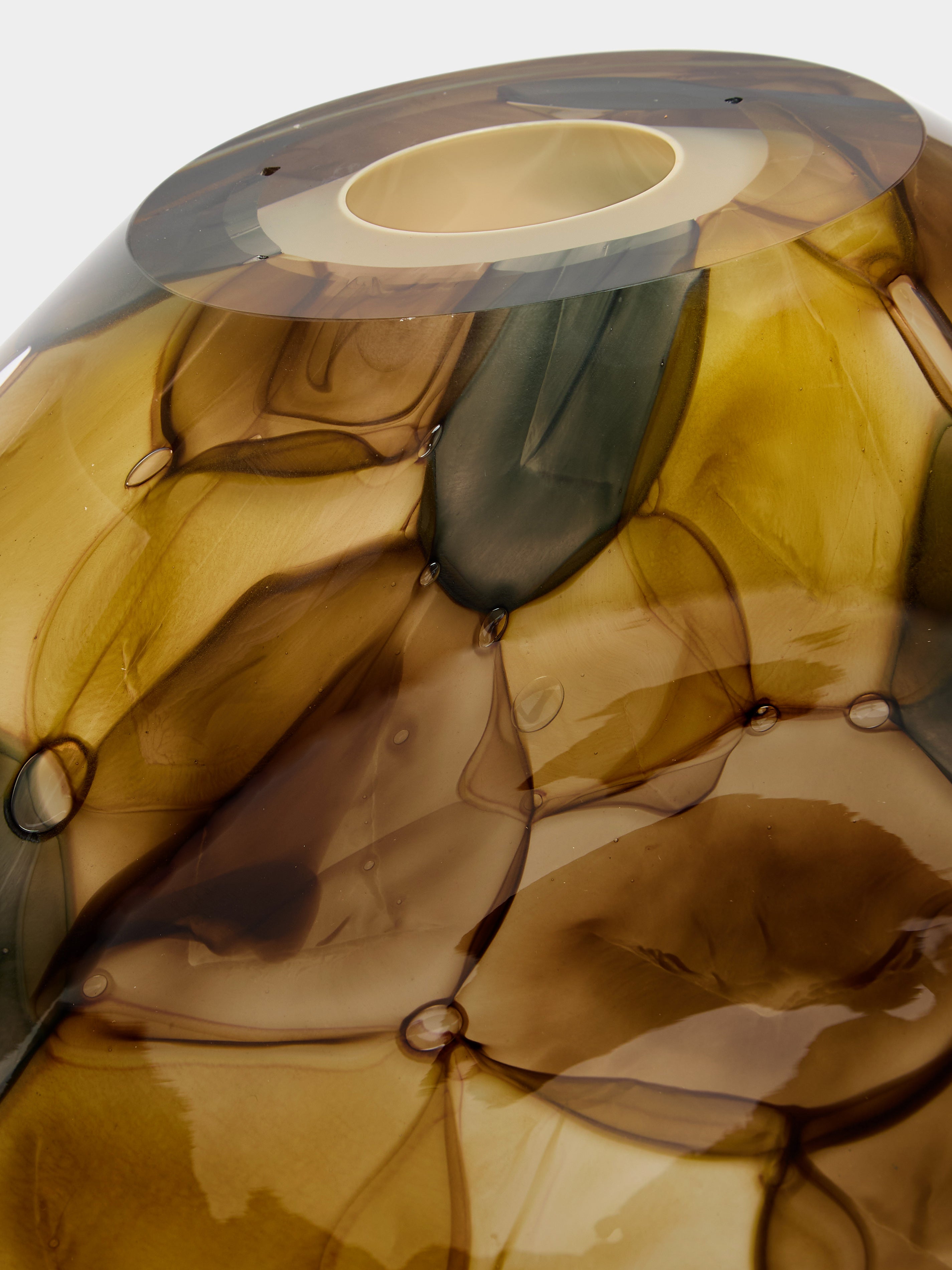 Aquarelle Hand-Blown Glass Round Vase (12.5in/32cm)