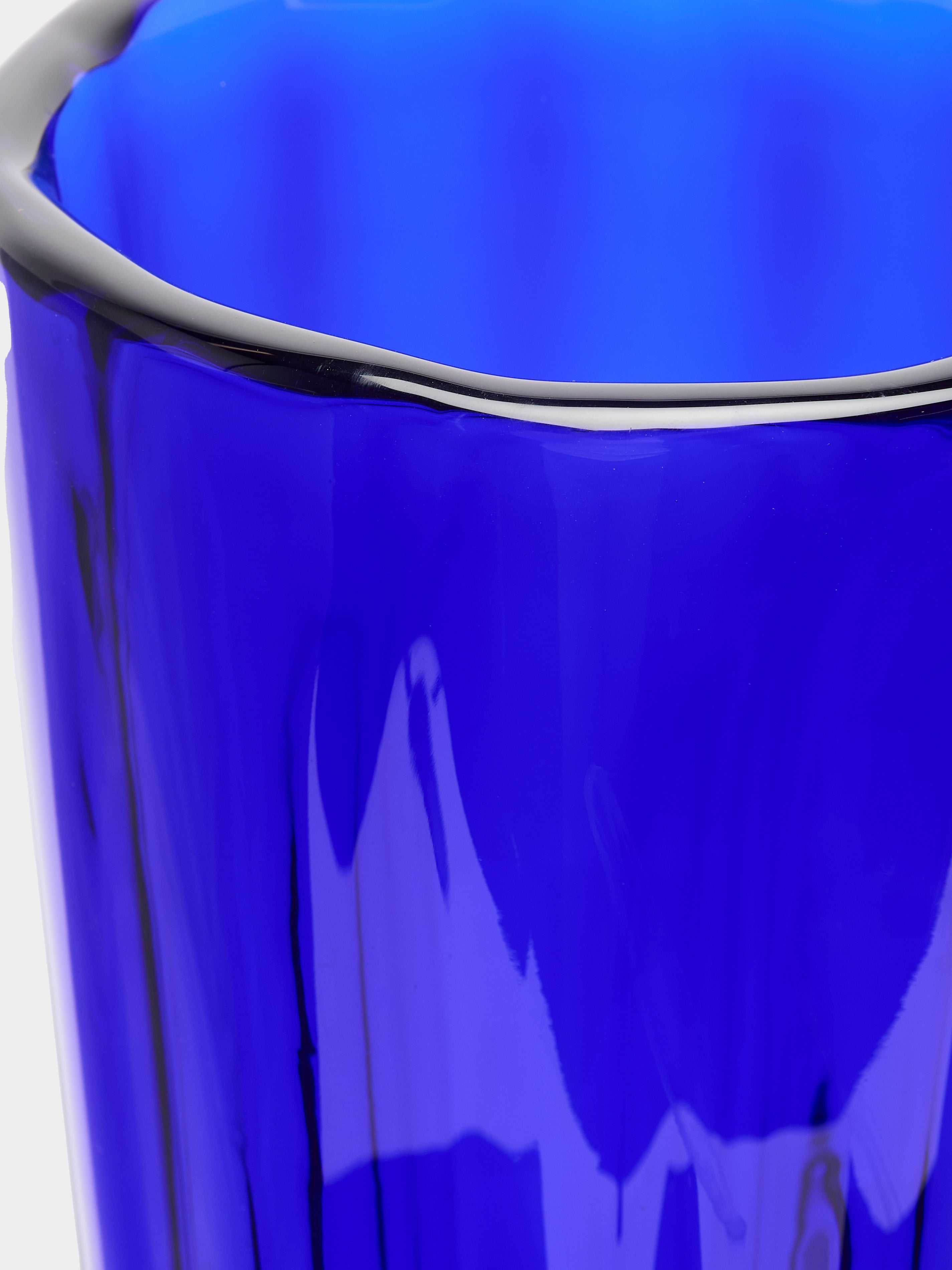 Fiori Hand-Blown Murano Glass Vase (18.5in/47cm)