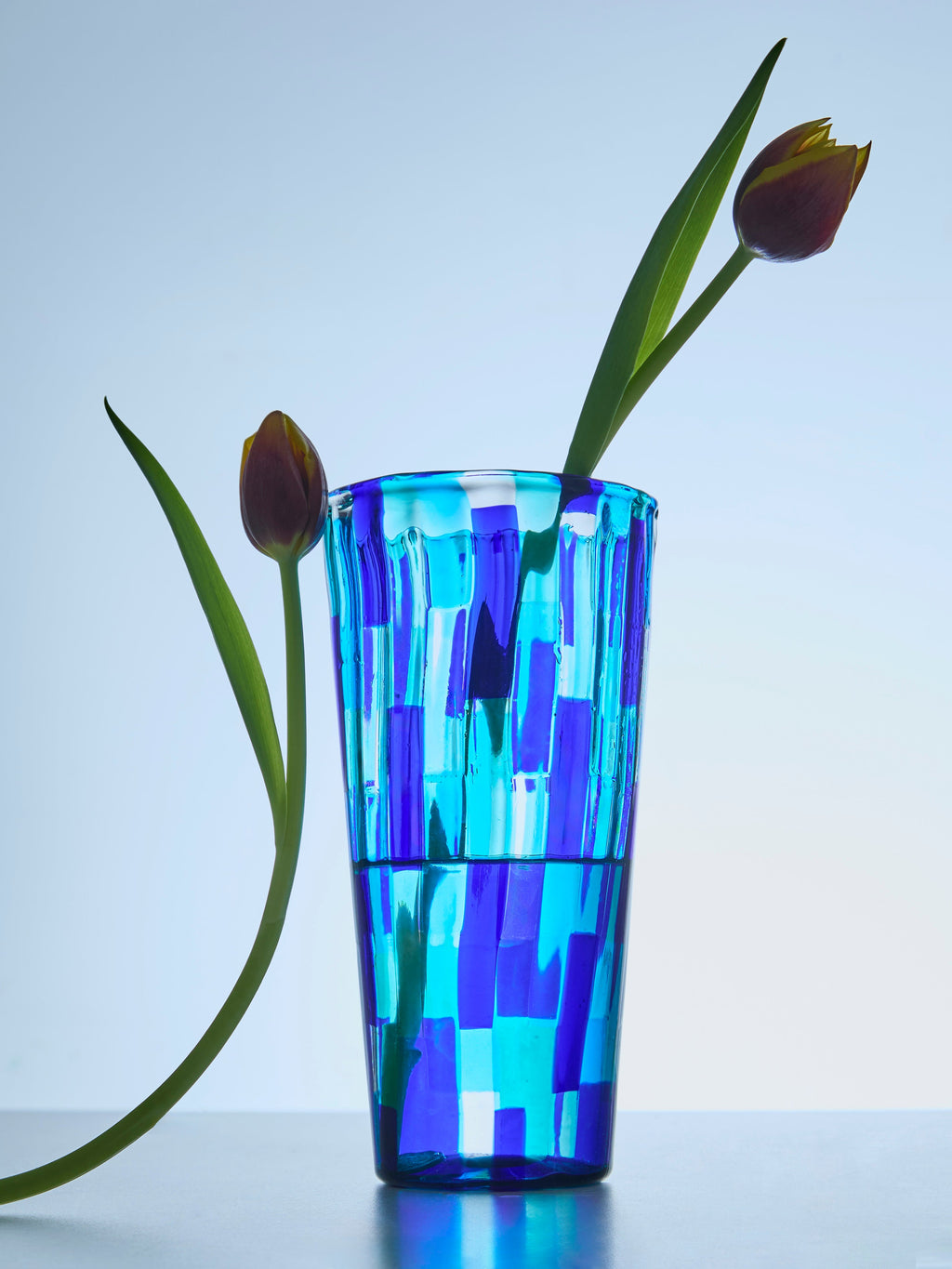 Acquamarina Hand-Blown Murano Glass Vase (10in/25cm)