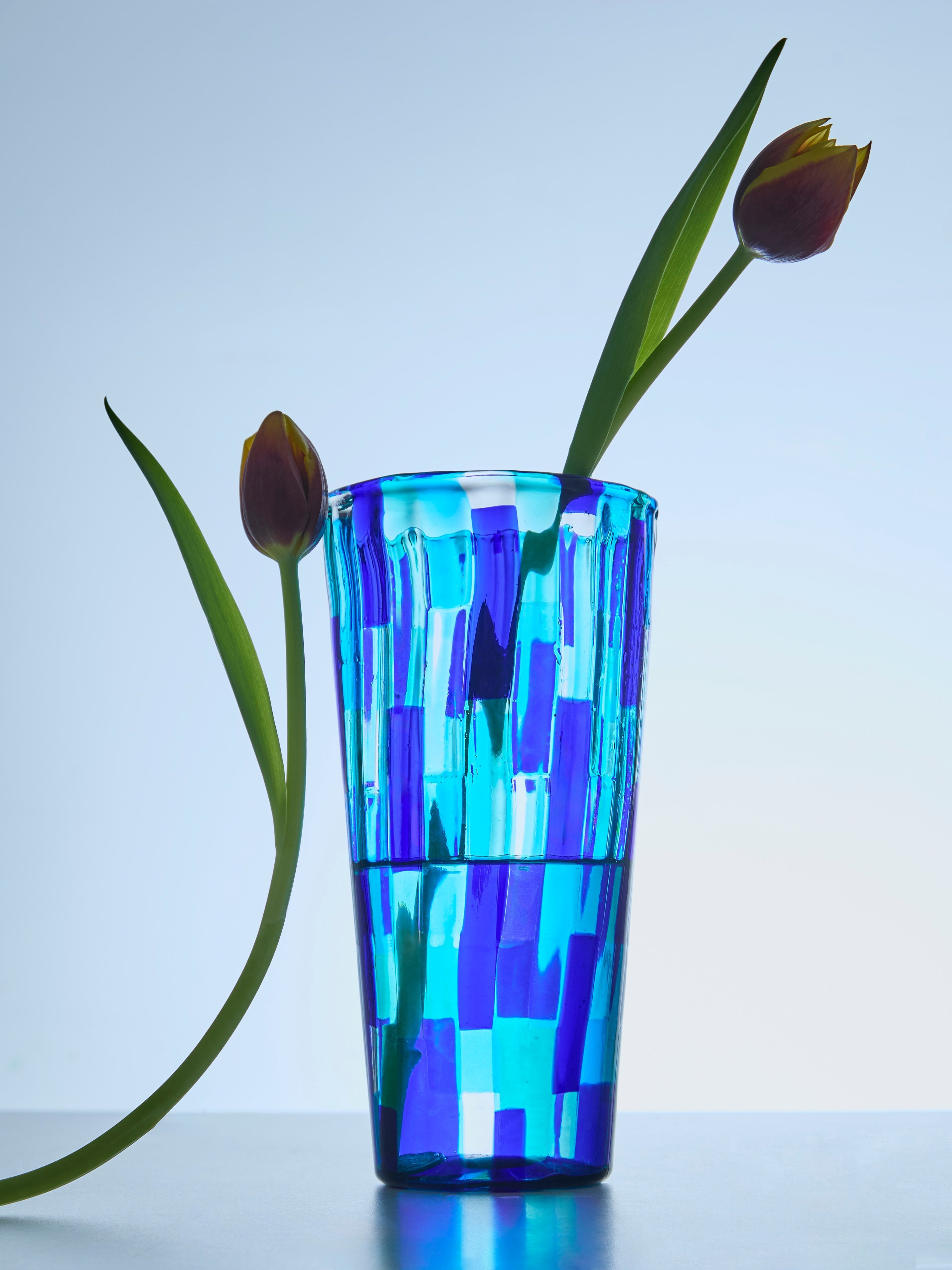Acquamarina Hand-Blown Murano Glass Vase (10in/25cm)
