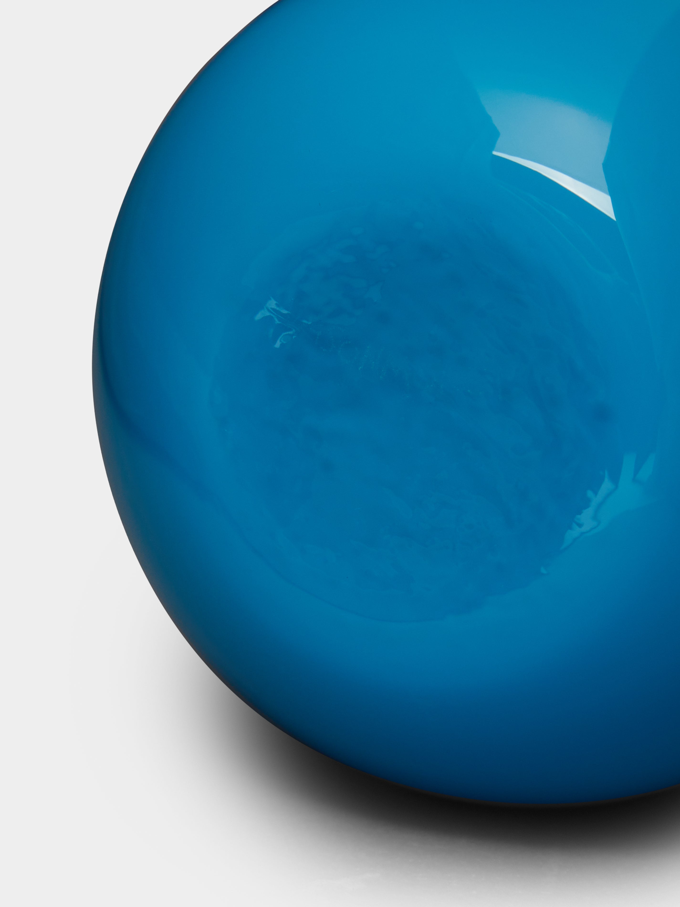 Antares Hand-Blown Murano Glass Bud Vase (5.5in/14cm)