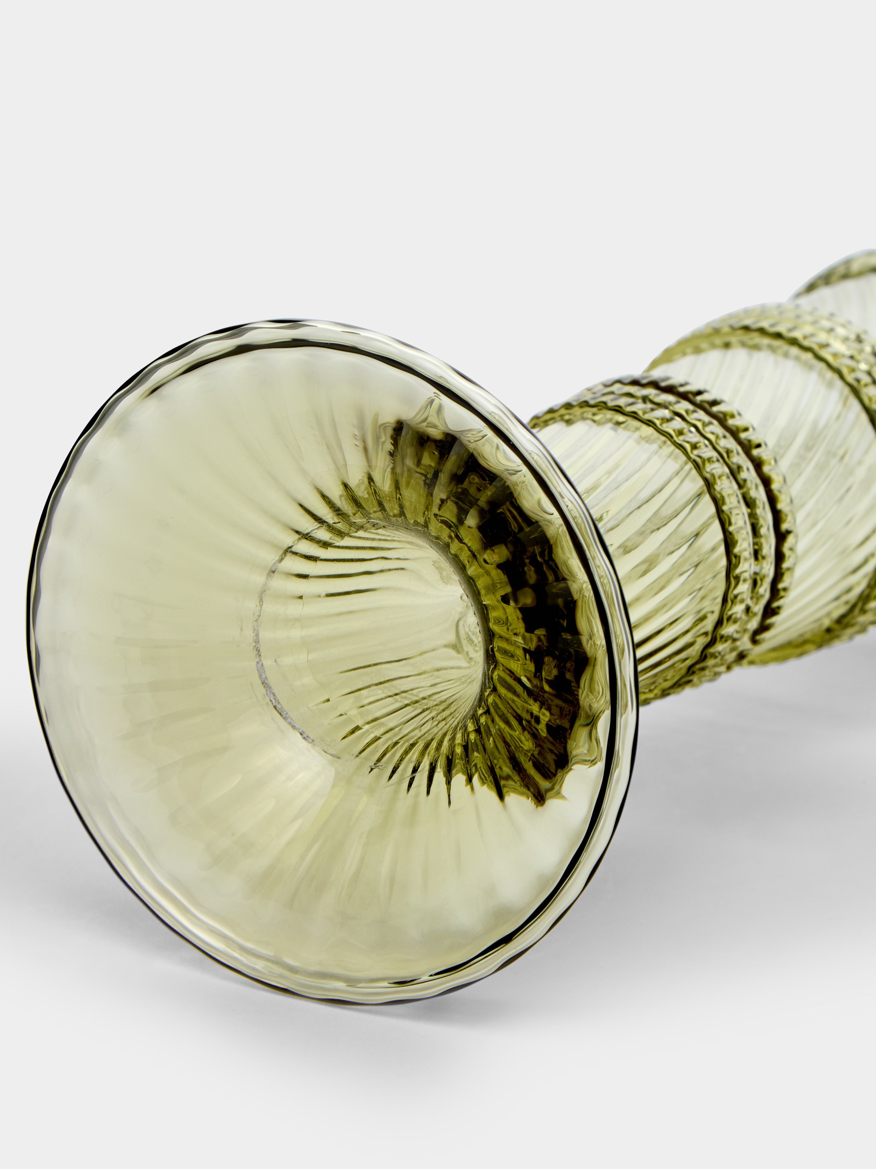 Hand-Blown Glass Tulip Vase (10in/25cm)