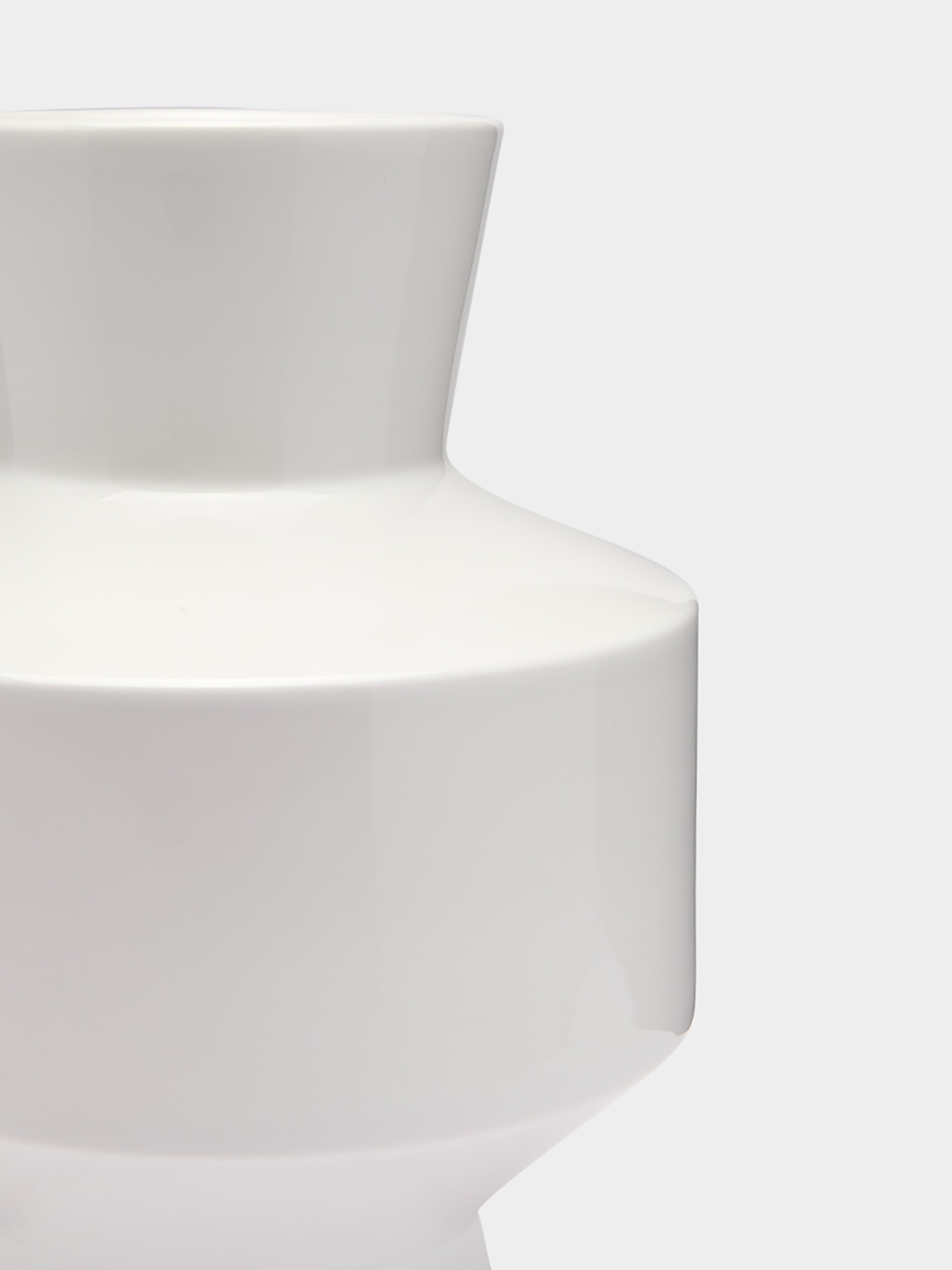 Ceramic Vase (9.5in/24cm)