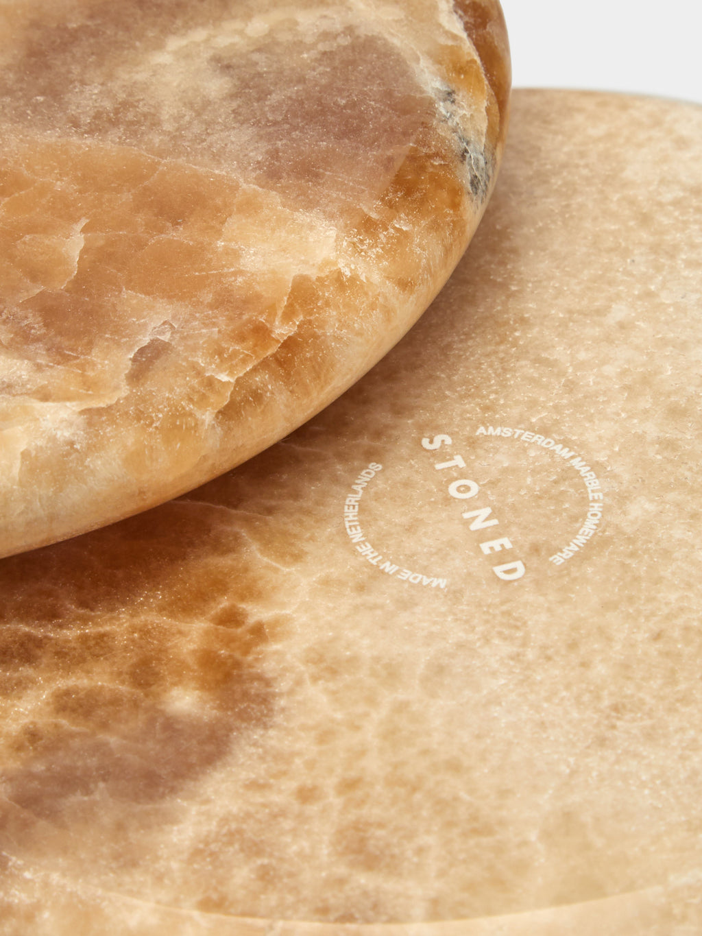 Onyx Large Lidded Pot