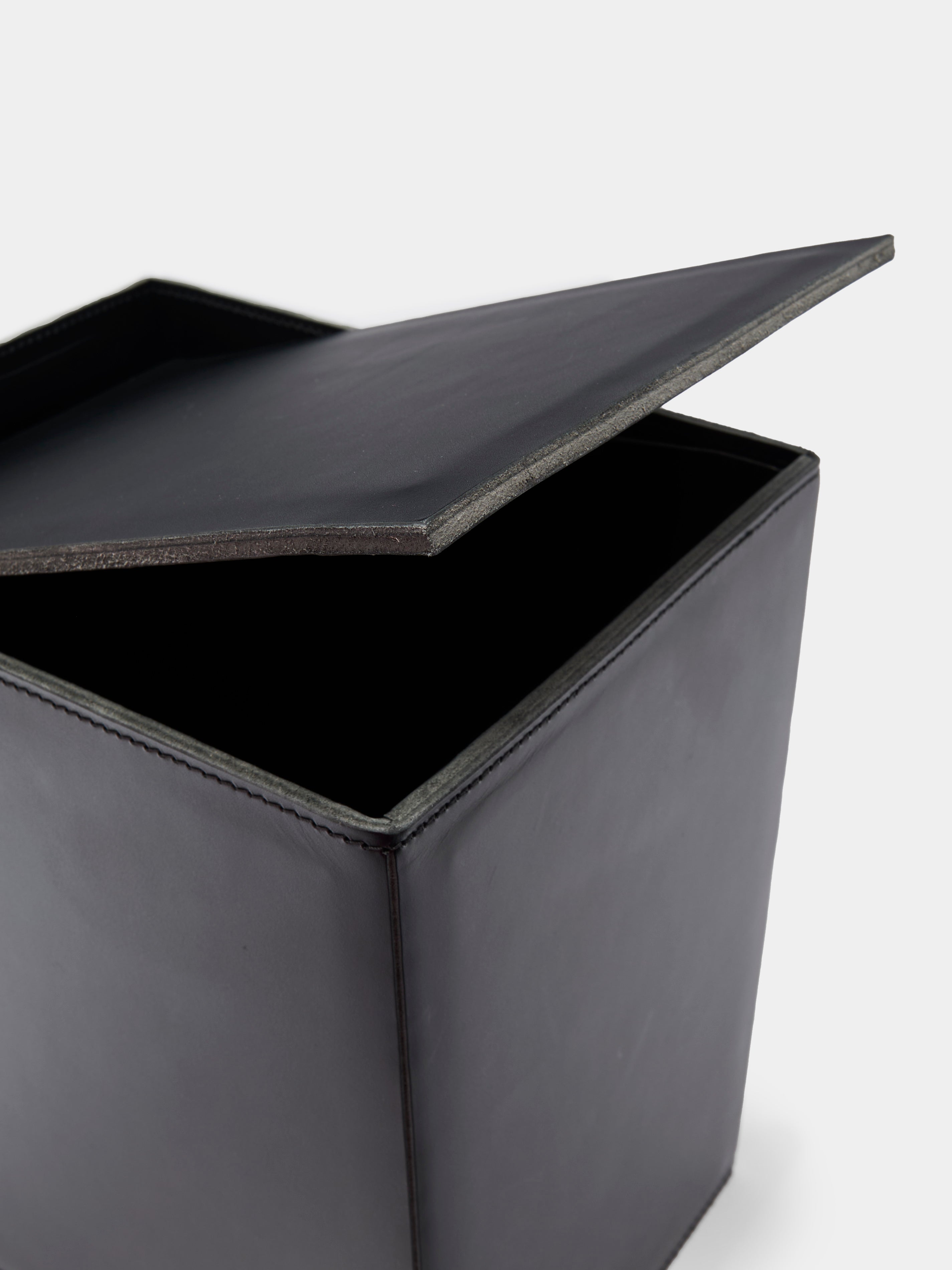 Fold Leather Wastepaper Bin