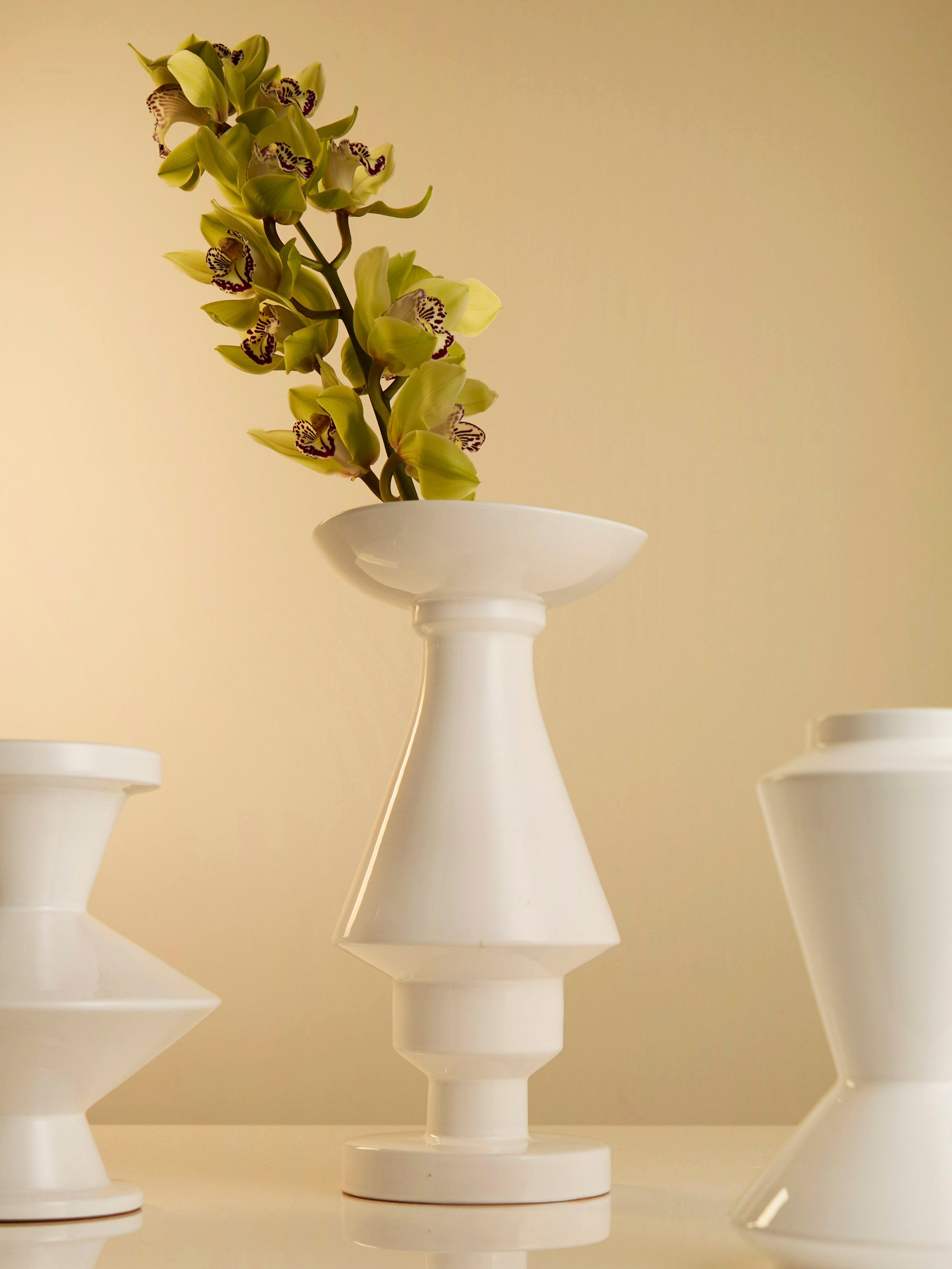 Ceramic Vase (15in/38cm)