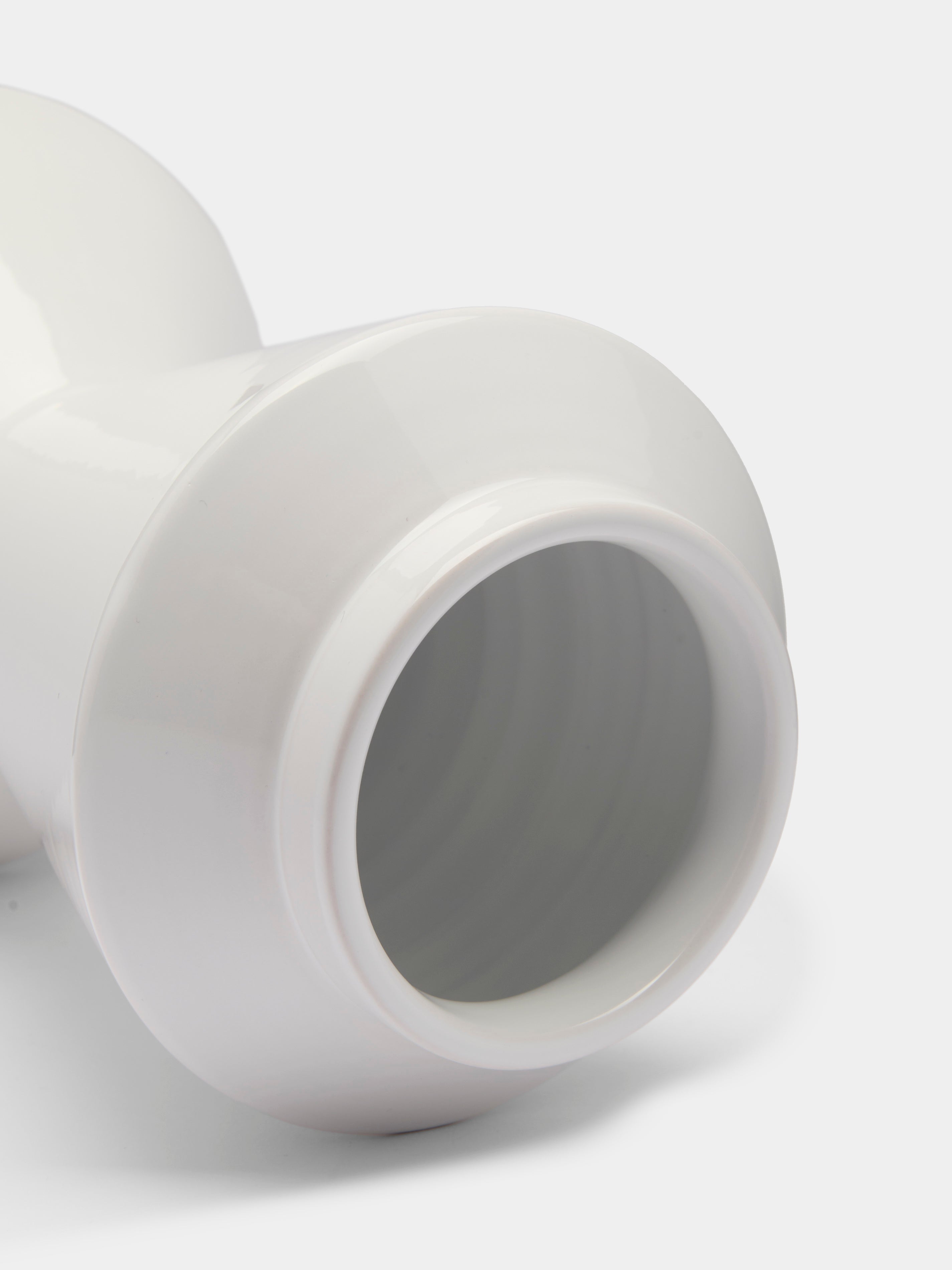 Ceramic Vase (10.5in/27cm)