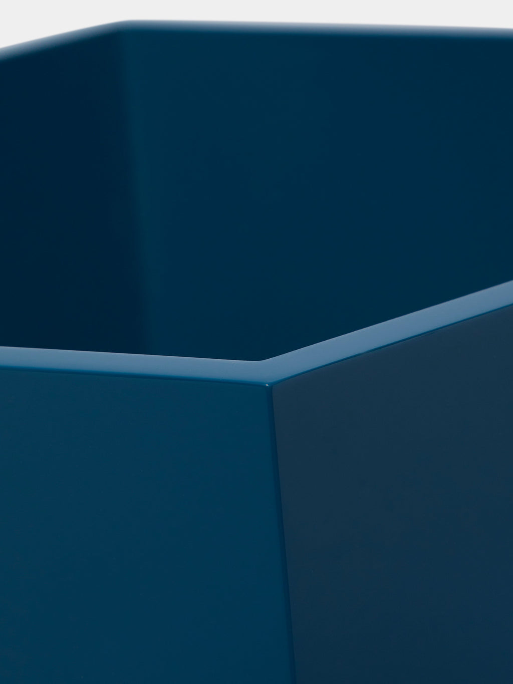 Lacquered Hexagonal Bin
