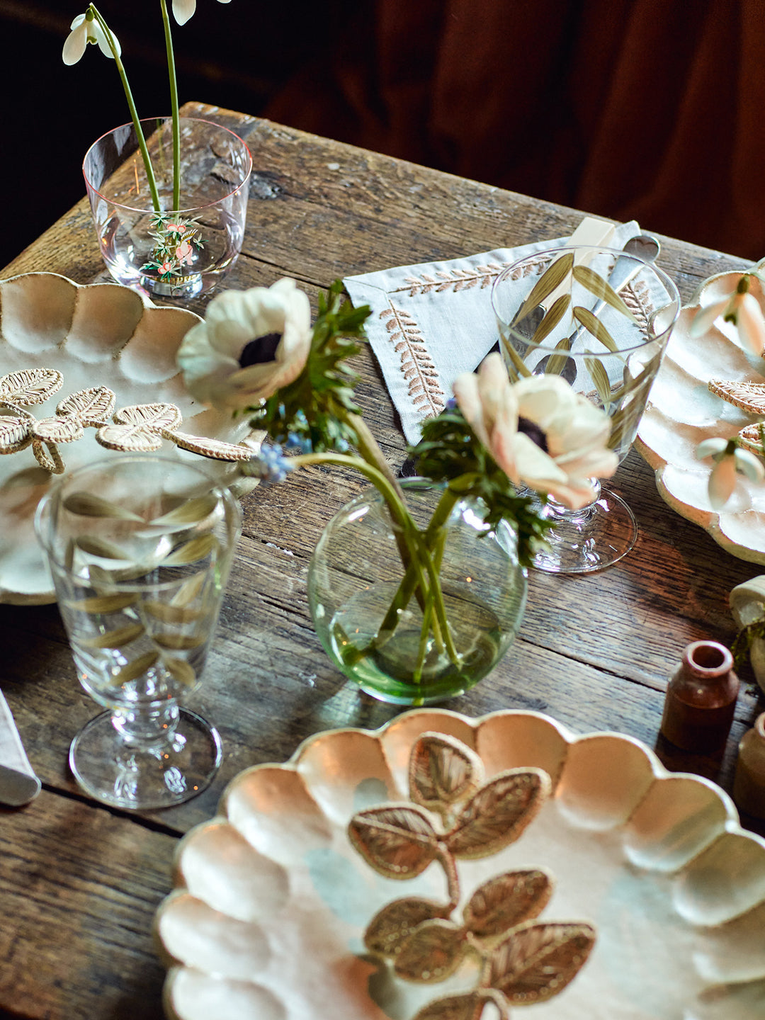 BV60 Flower Hand-Blown Crystal Bud Vase (4in/10cm)