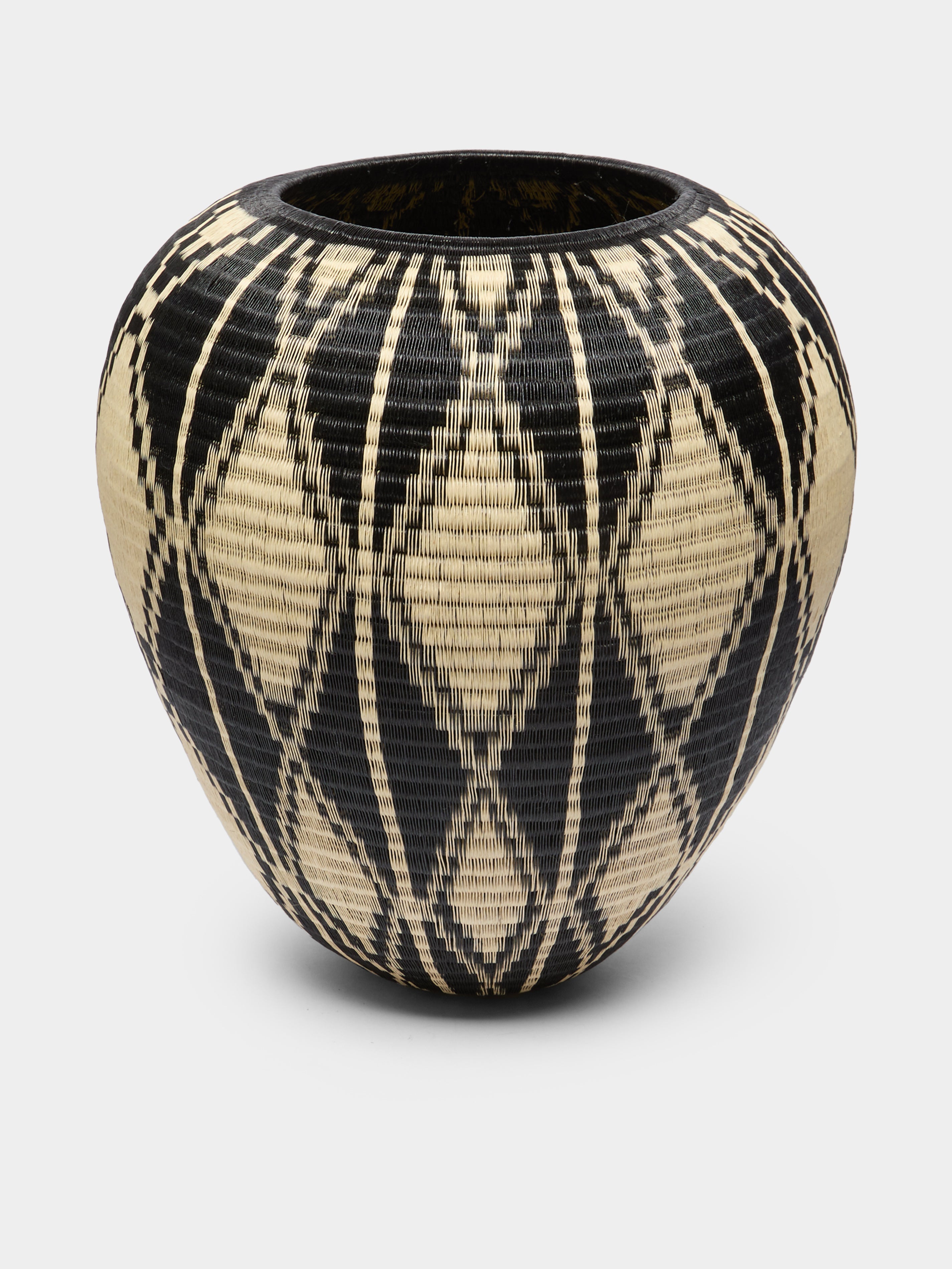 Diamond Handwoven Werregue Palm Large Basket