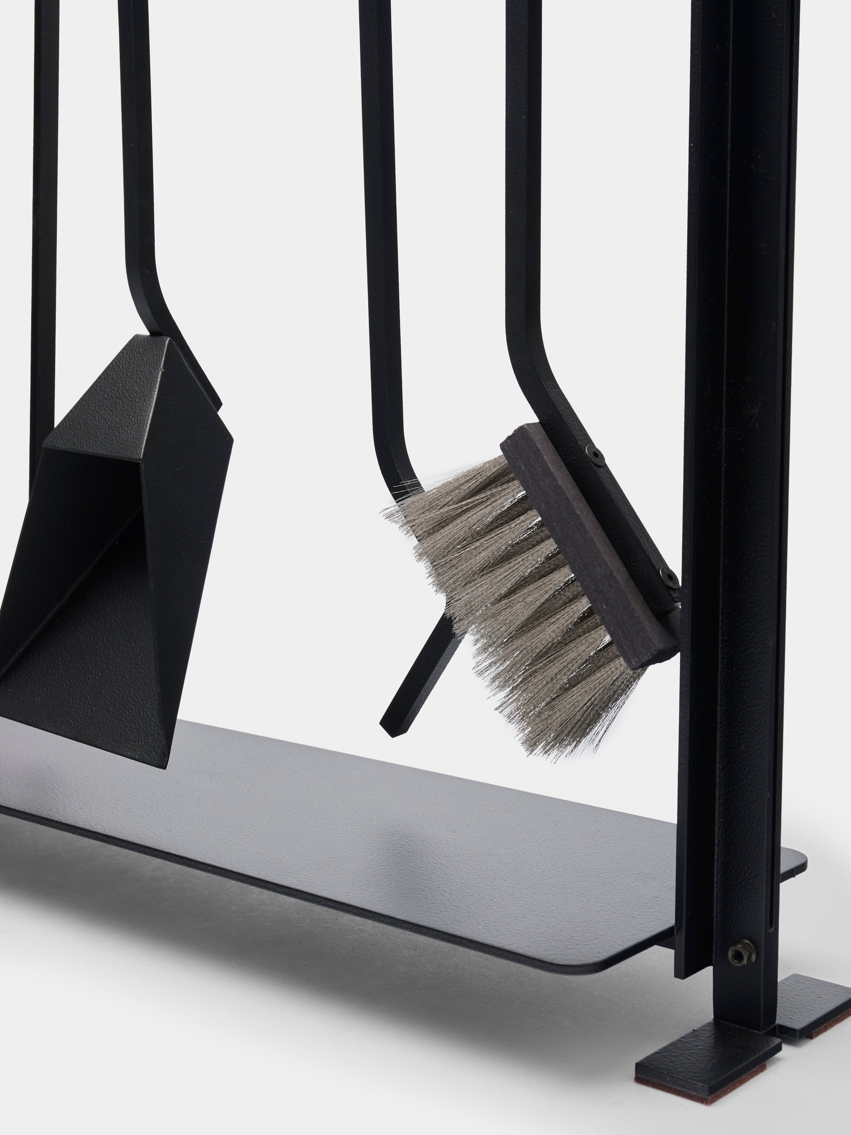 Megève Metal Fireplace Set