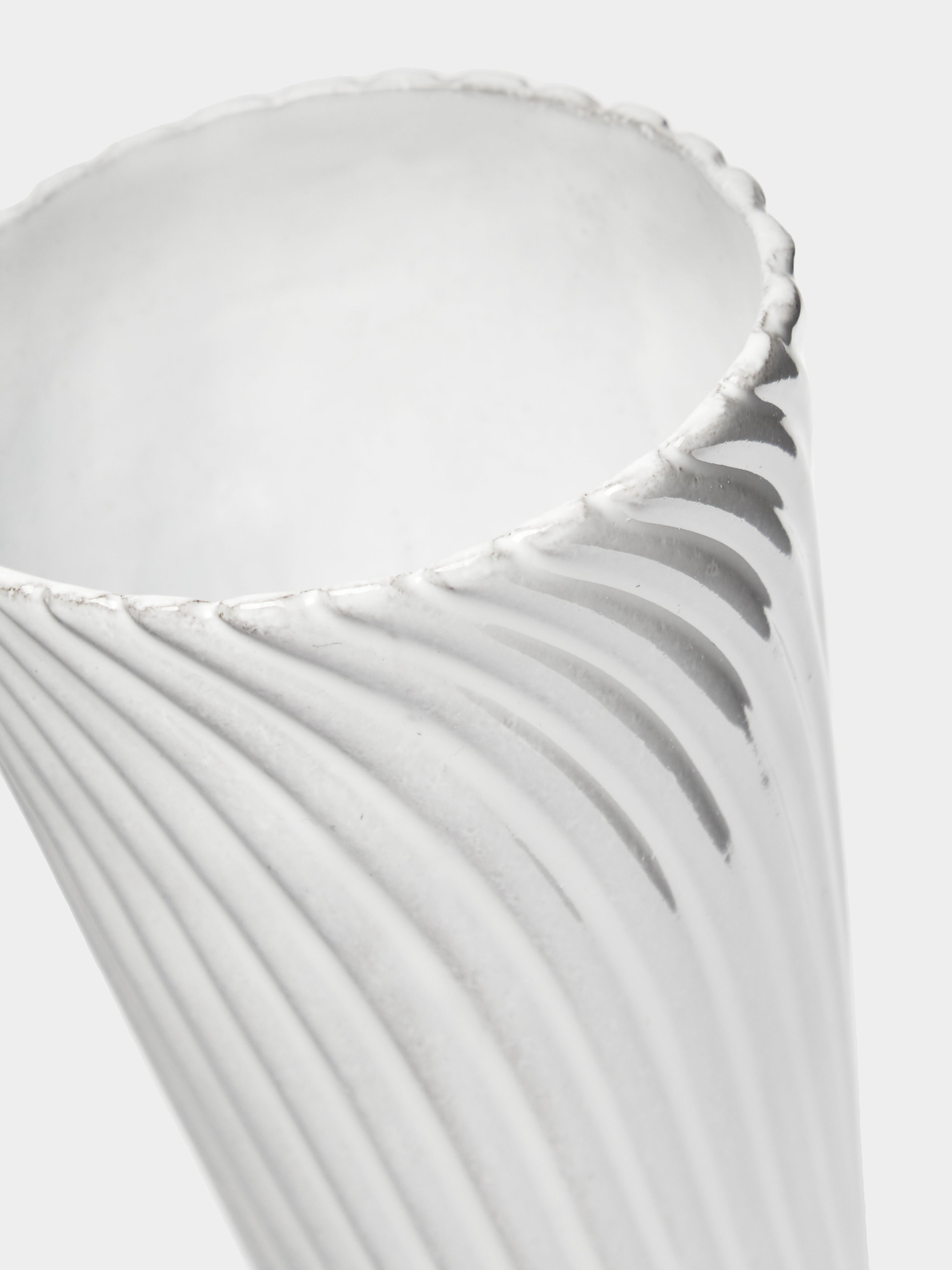 Peggy Hand-Glazed Ceramic Vase (6.5in/17cm)