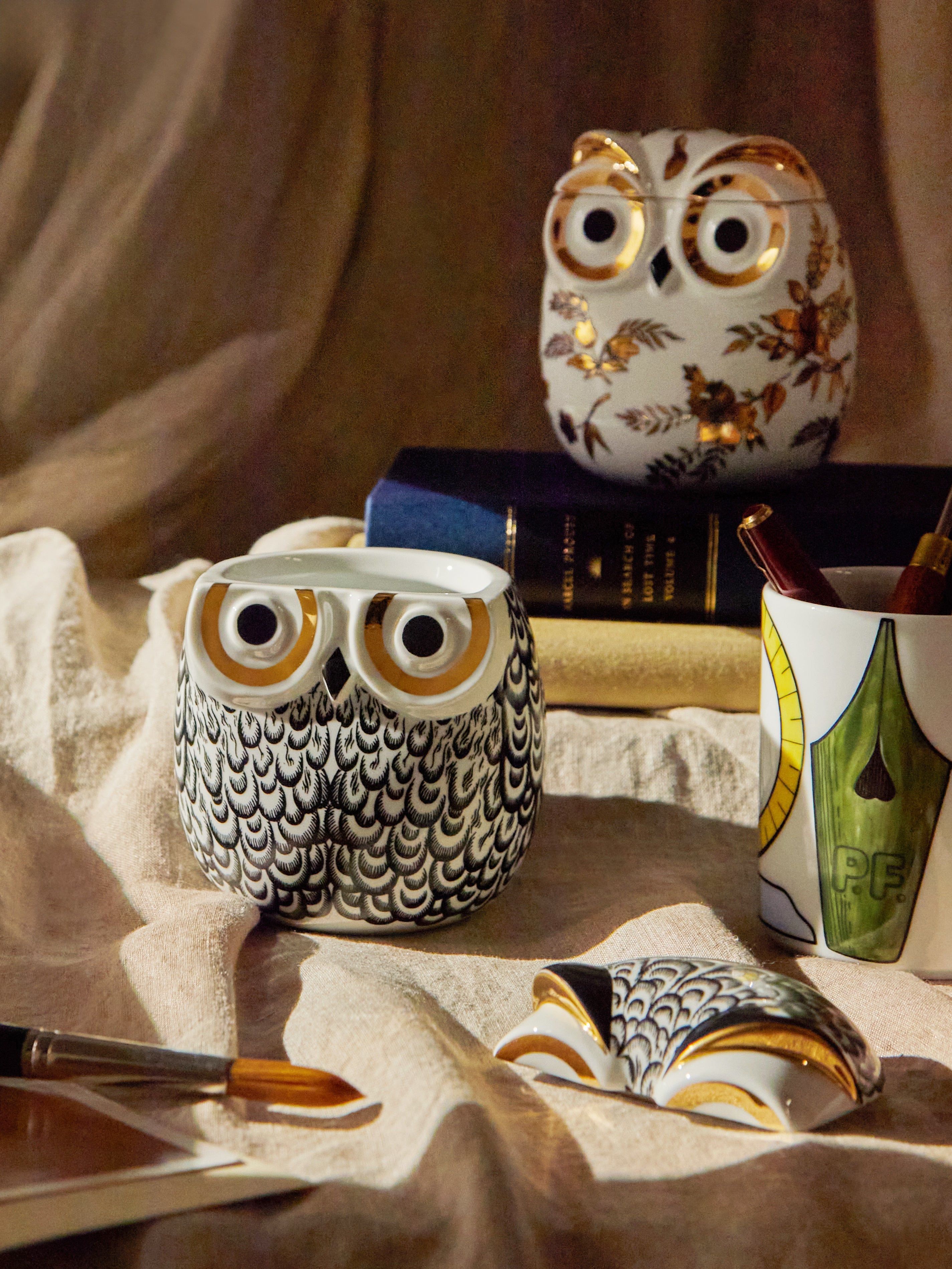 Civetta Piumata Hand-Painted Porcelain Jar