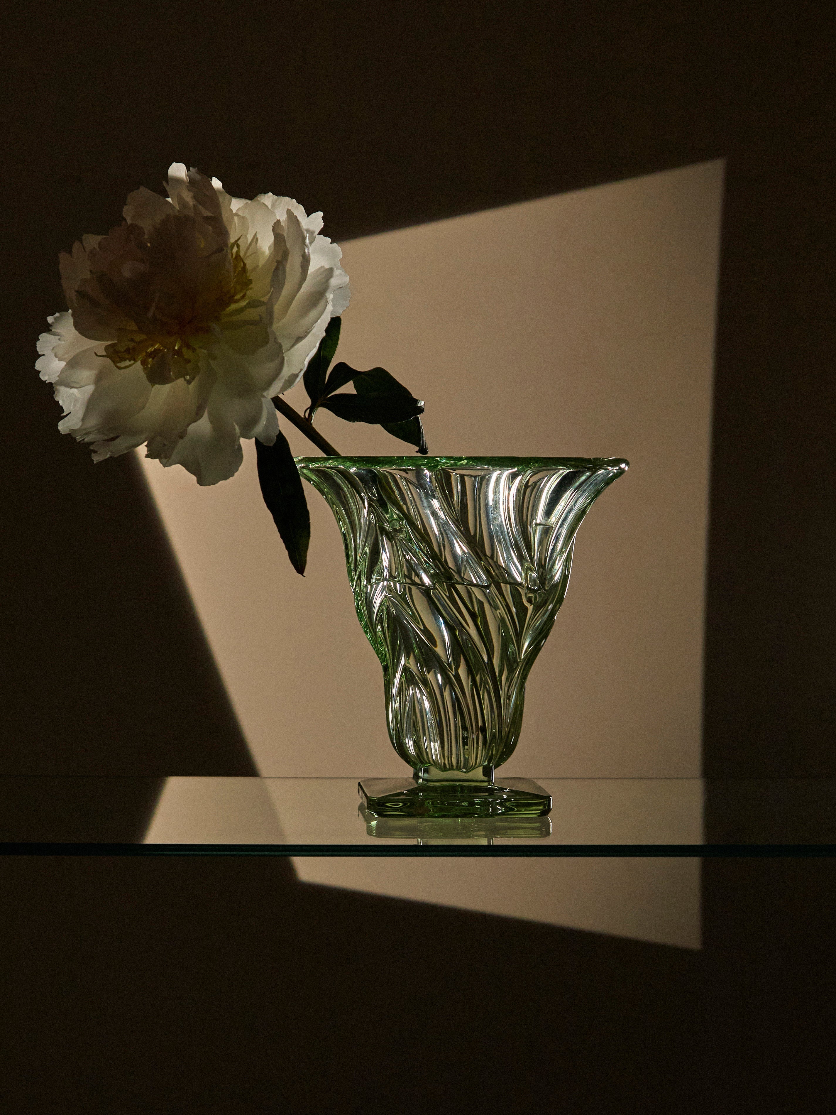 1930s Daum Crystal Vase (7in/18.5cm)